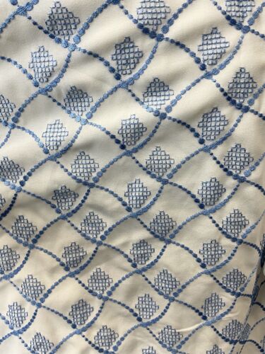 VINTAGE 60s 70s WHITE BLUE GEOMETRIC EMBROIDERED MOD SWING TEA DRESS 12