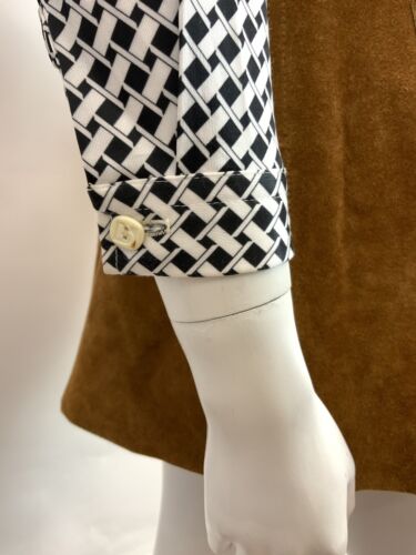 VTG 60s 70s BLACK WHITE BASKETWEAVE GEOMETRIC OP-ART DAGGER SHIRT BLOUSE 8 10