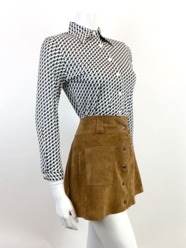 VTG 60s 70s BLACK WHITE BASKETWEAVE GEOMETRIC OP-ART DAGGER SHIRT BLOUSE 8 10
