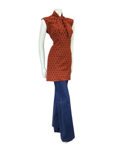 VTG 60S 70S RETRO TILED GEOMTRIC BOHO ORANGE RED LEAFY TIE NECK TUNIC TOP 16