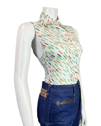 VINTAGE 60s 70s WHITE GREEN ORANGE DASH MOD SLEEVELESS DAGGER COLLAR BLOUSE 8