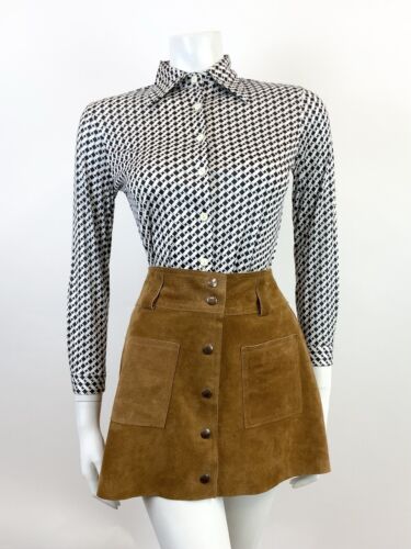 VTG 60s 70s BLACK WHITE BASKETWEAVE GEOMETRIC OP-ART DAGGER SHIRT BLOUSE 8 10
