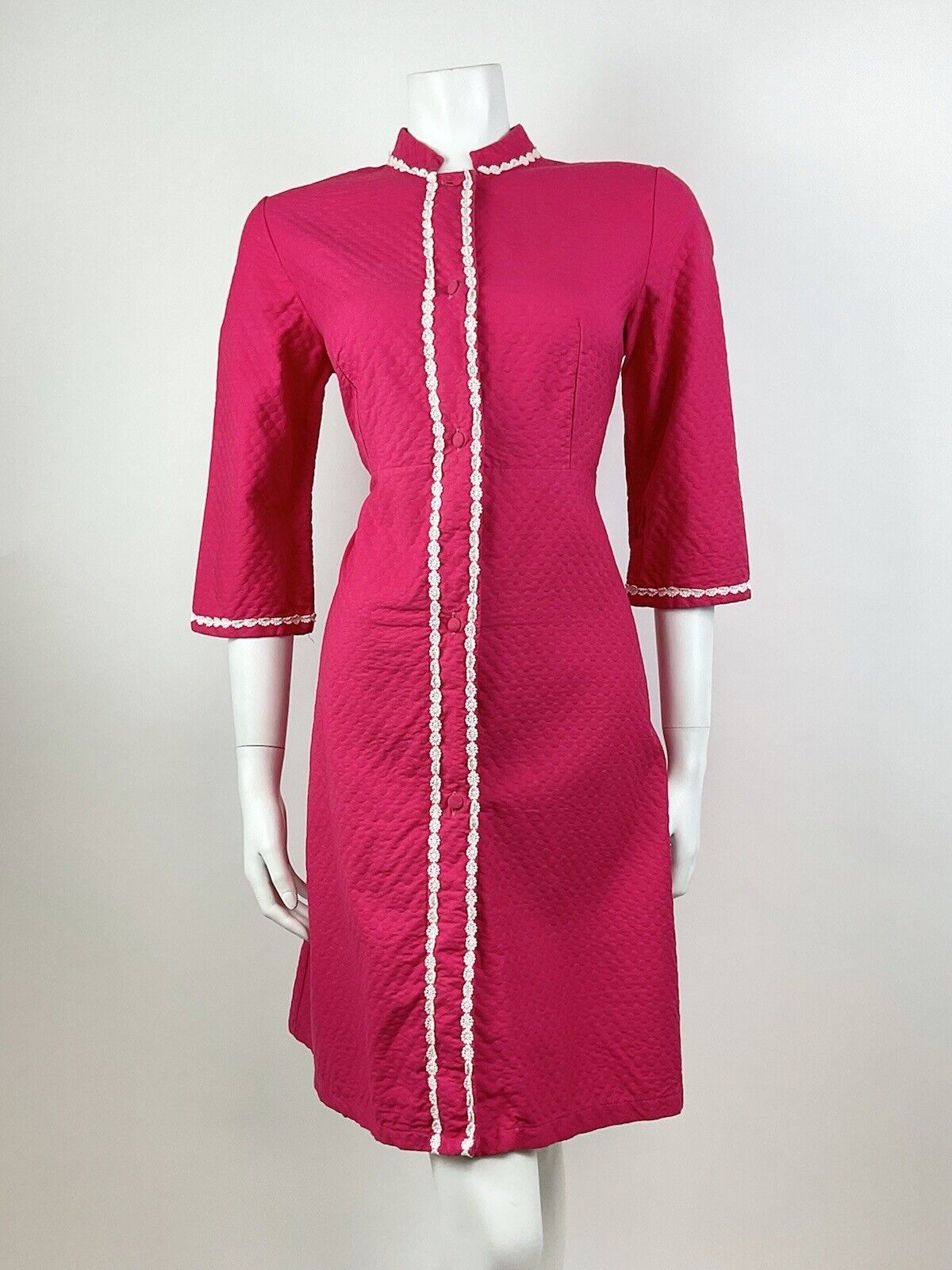 VINTAGE 60s 70s FUCHSIA PINK WHITE QUILTED DAISY MANDARIN COLLAR MOD DRESS 10 12