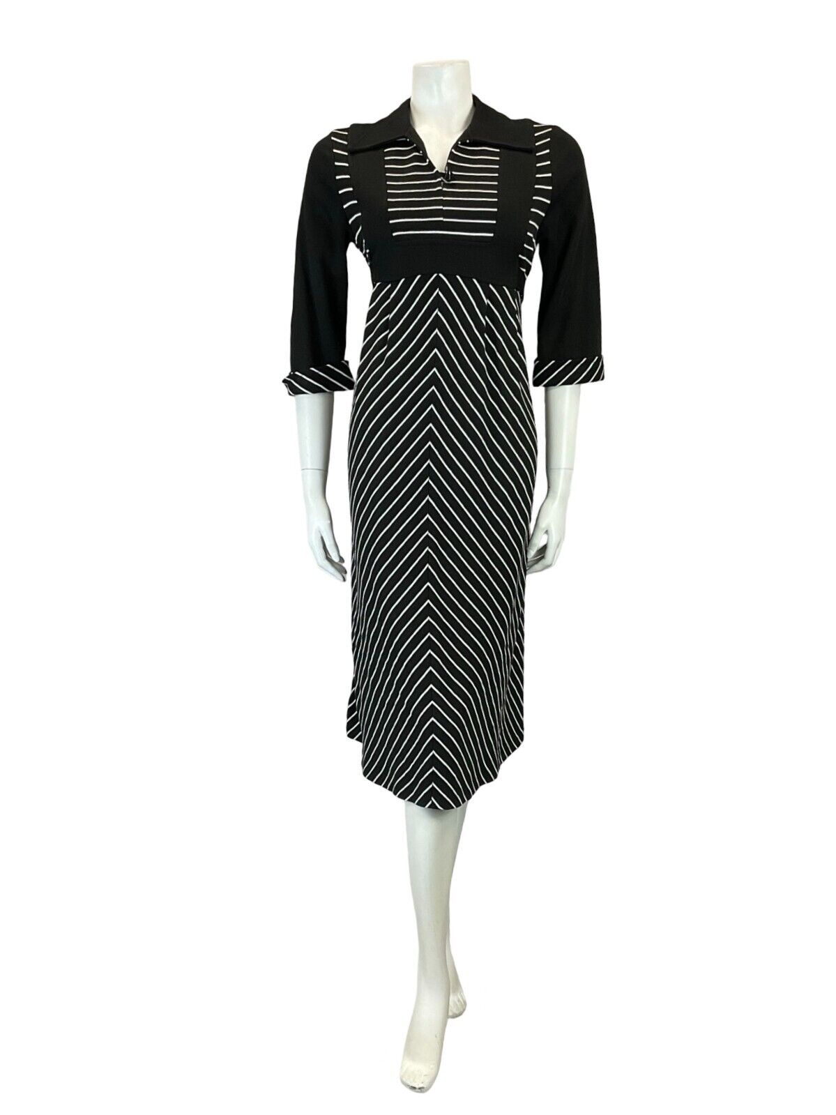 VTG 60S 70S BLACK WHITE STRIPE EMPIRE TIE WAIST OPEN WING COLLAR MIDI DRESS 10