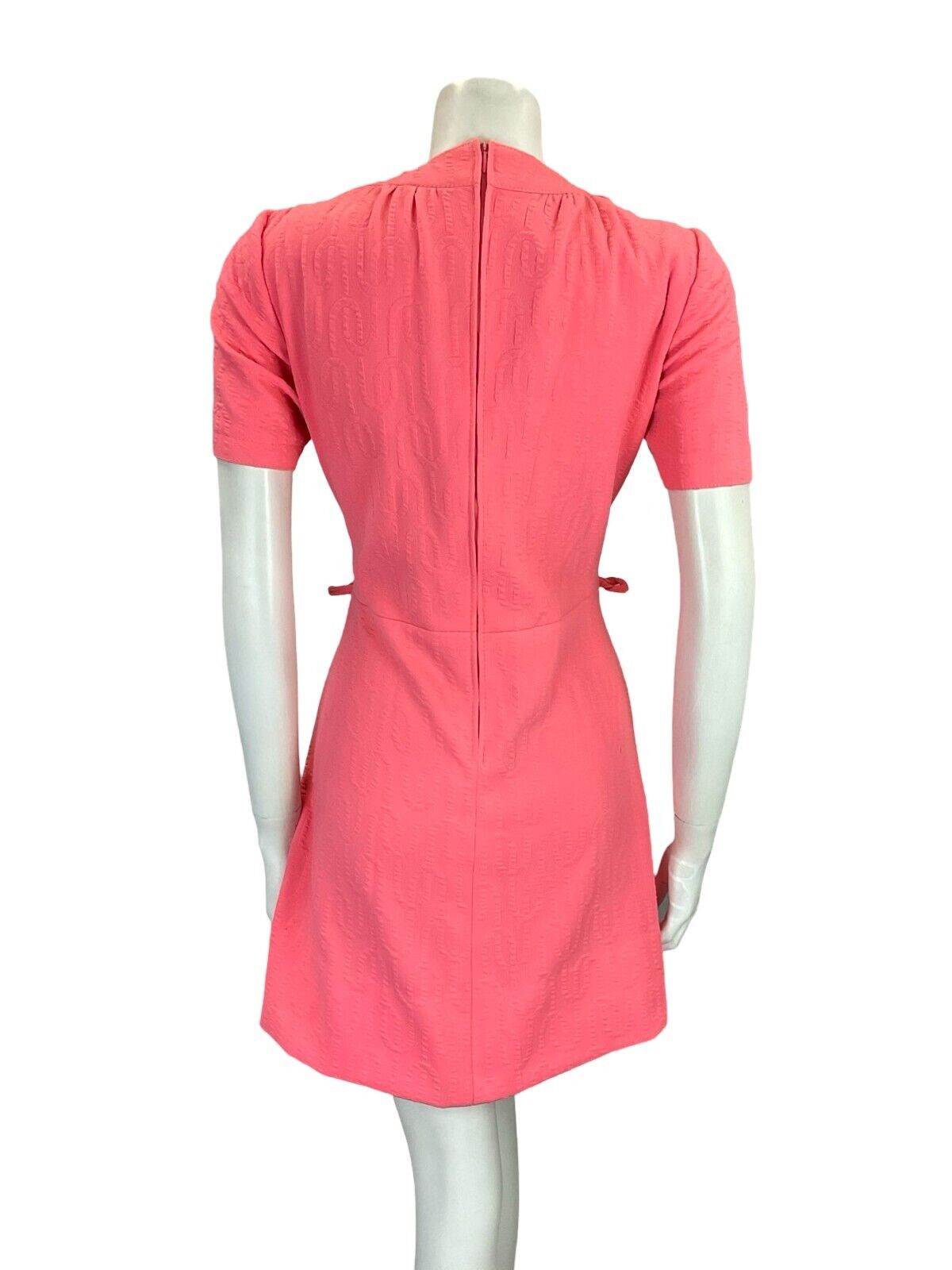 VTG 60S BRIGHT PINK MOD SCOOTER GEOMETRIC EMBOSSED MINI DRESS W/ POCKETS 8 10 S