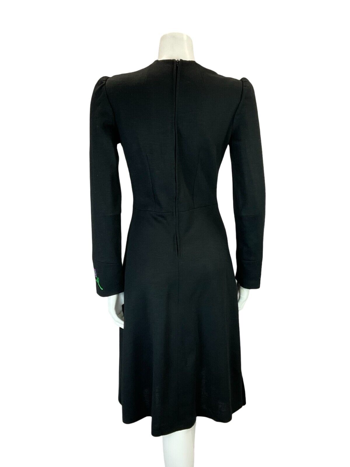 VTG 60S 70S EMBROIDERED BLACK PURPLE GREEN YELLOW FLORAL PLUNGING MIDI DRESS 8