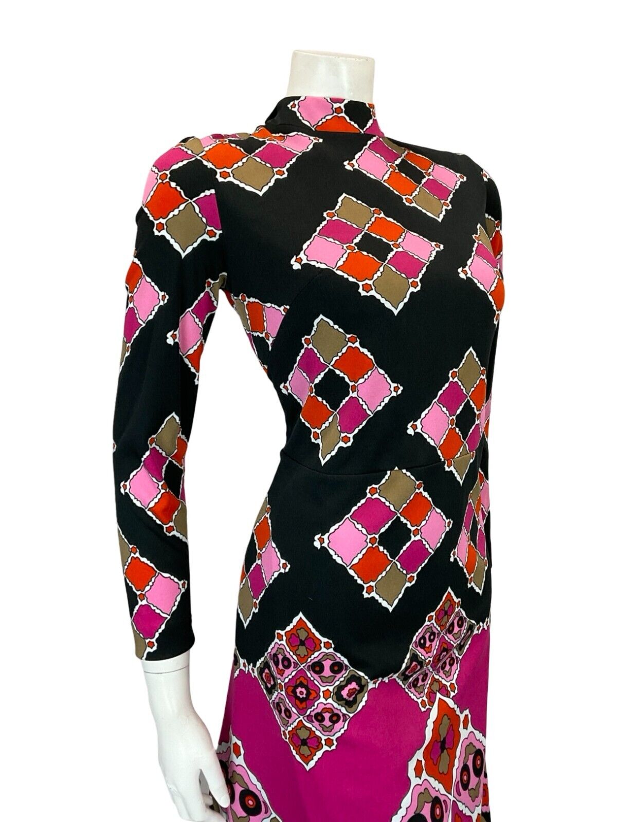 VTG 60S MOD GOGO BLACK PINK RED PSYCHEDELIC TILED GEOMETRIC SHIFT DRESS 10