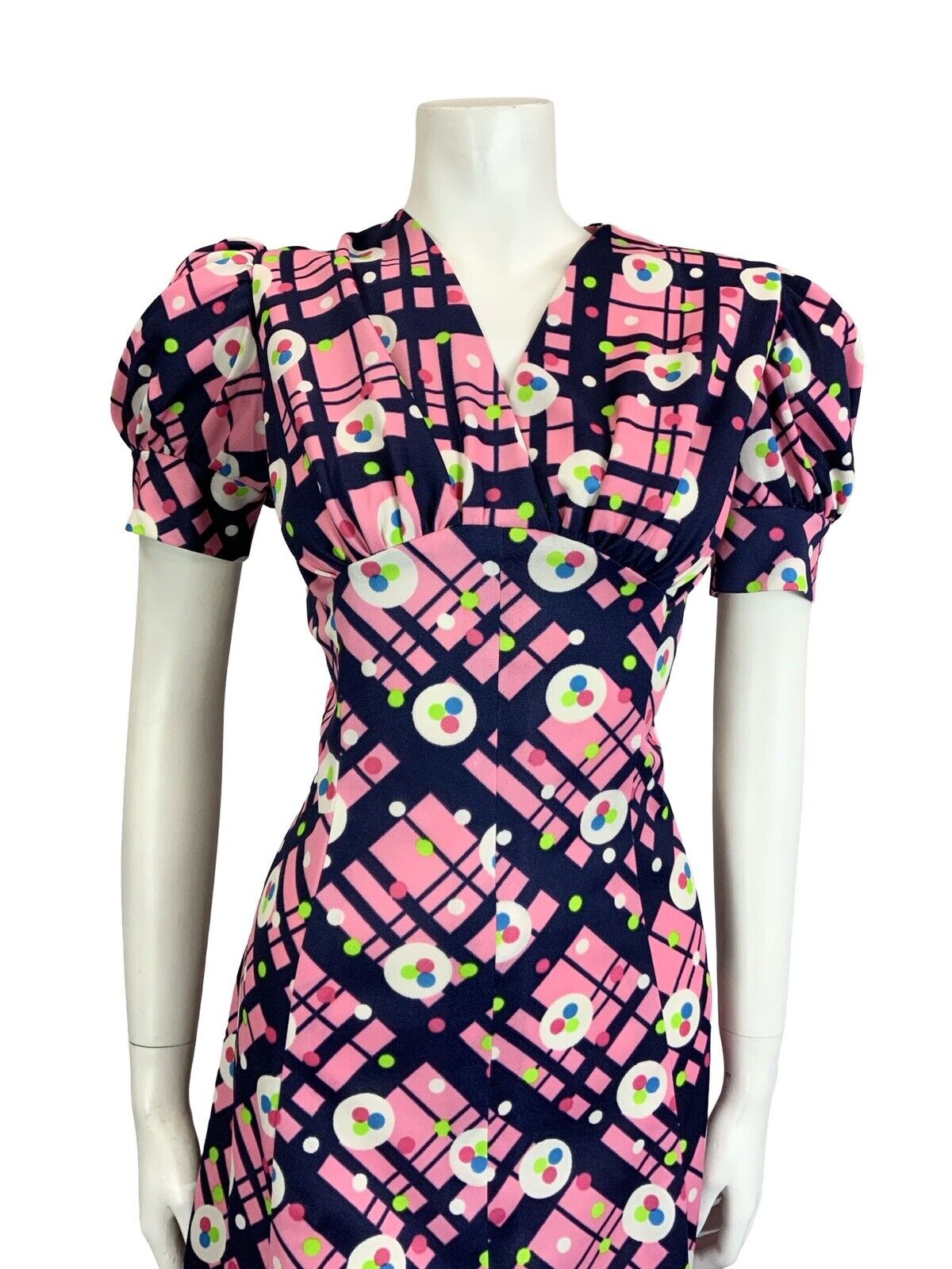 VTG 60S 70S PINK BLUE WHITE GEOMETRIC PUFF SLEEVE V NECK FITTED MINI DRESS 14