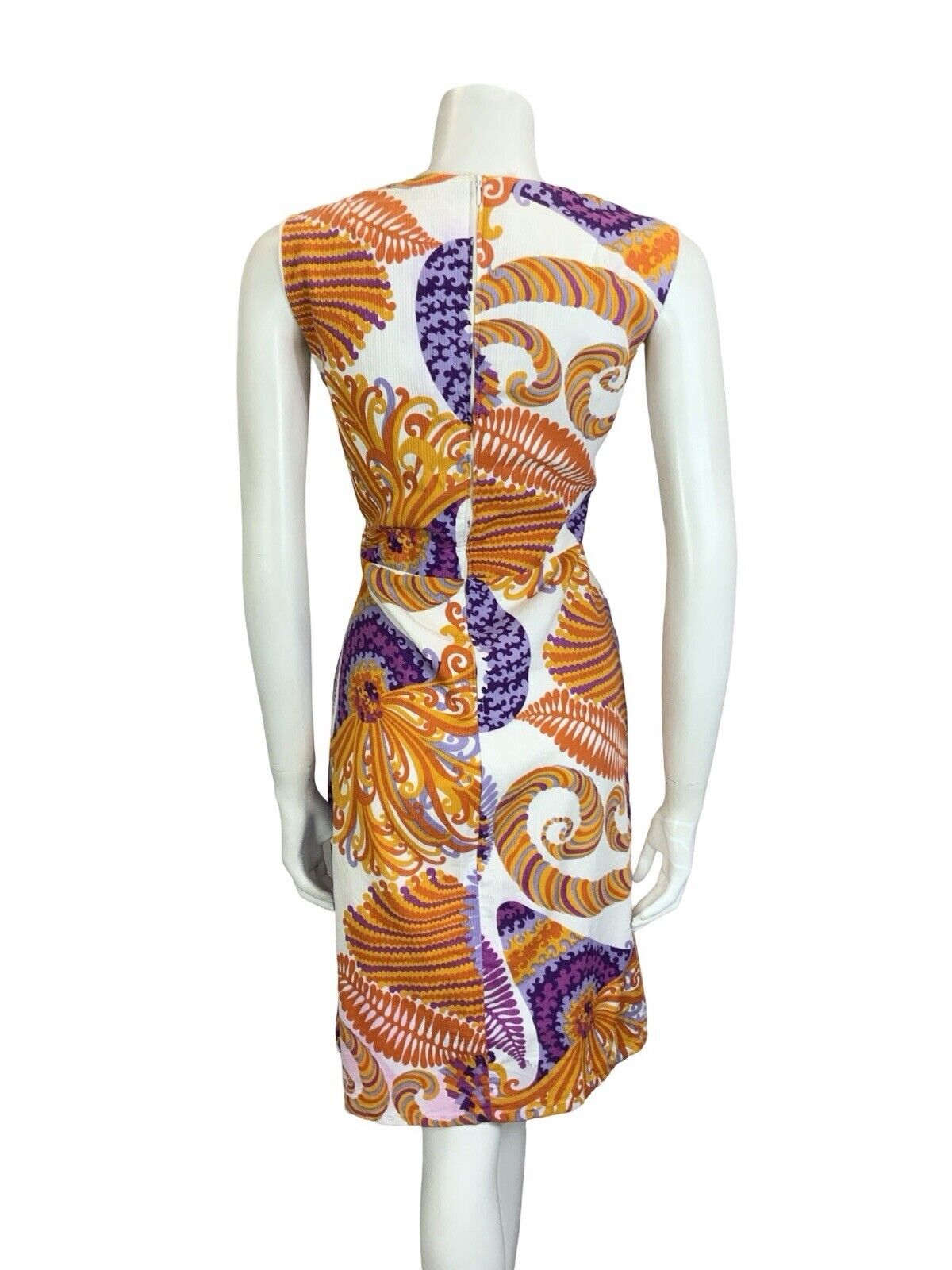 VTG 60S 70S WHITE ORANGE PURPLE FLORAL PSYCHEDELIC LEAF SLEEVELESS MINI DRESS 10