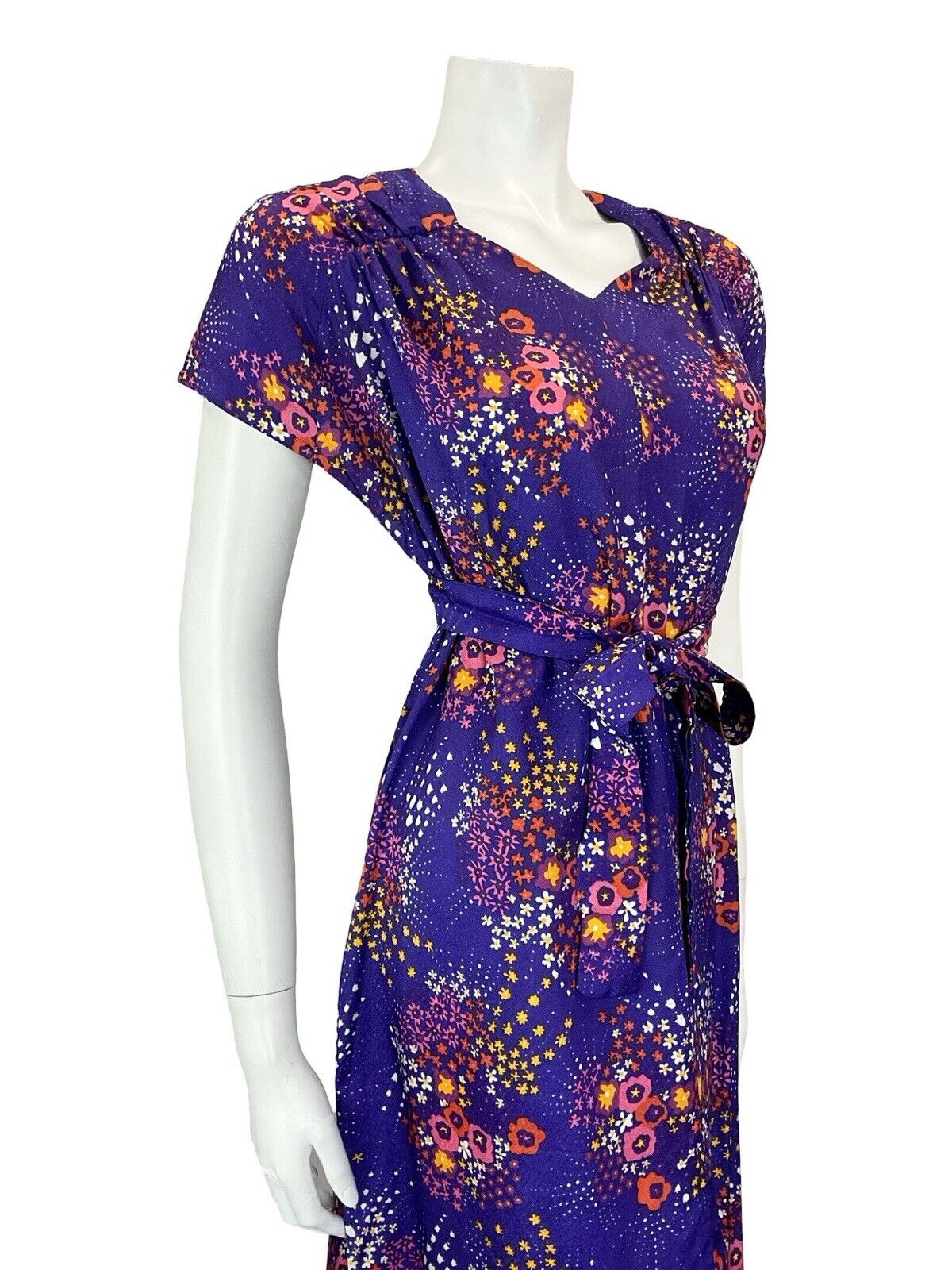 VTG 60S 70S PURPLE PINK RED YELLOW WHITE FLORAL SWEETHEART TIE MIDI DRESS S 8 10