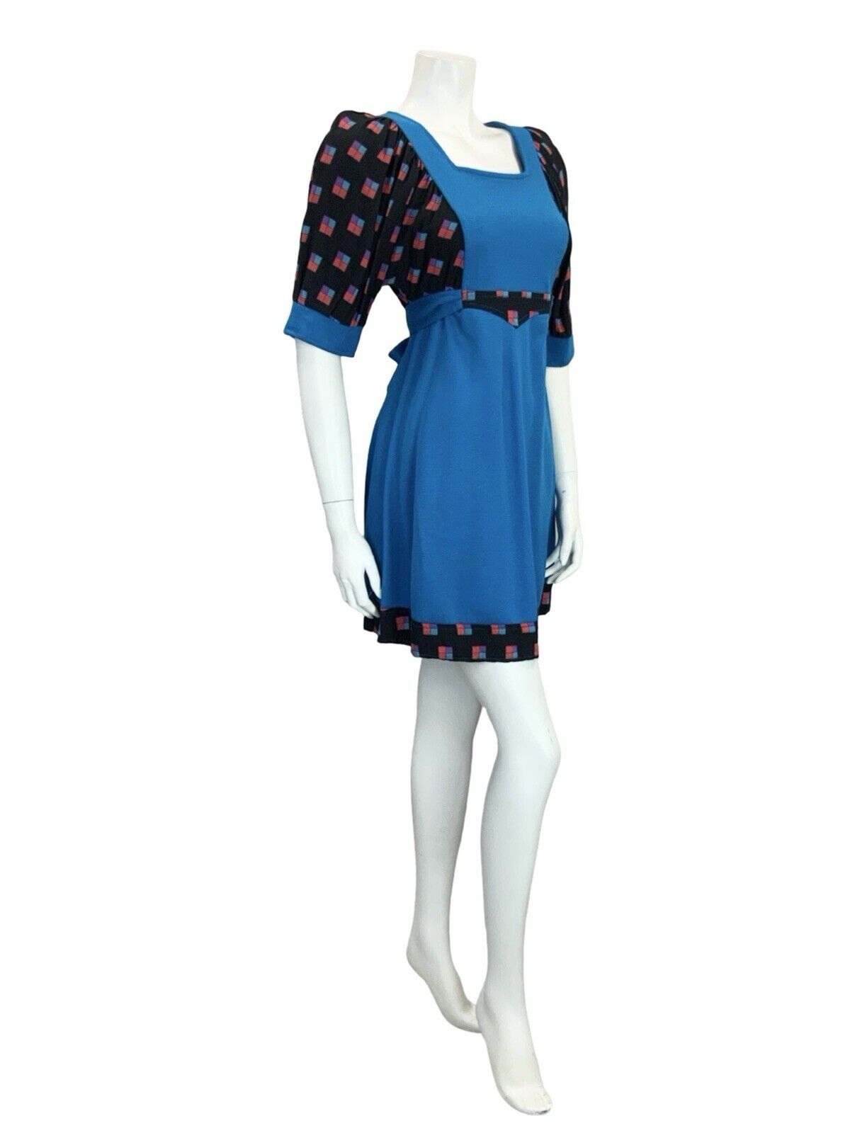 VTG 60S 70S BLUE BLACK RED PURPLE GEOMETRIC EMPIRE TIE WAIST SMOCK MINI DRESS 8