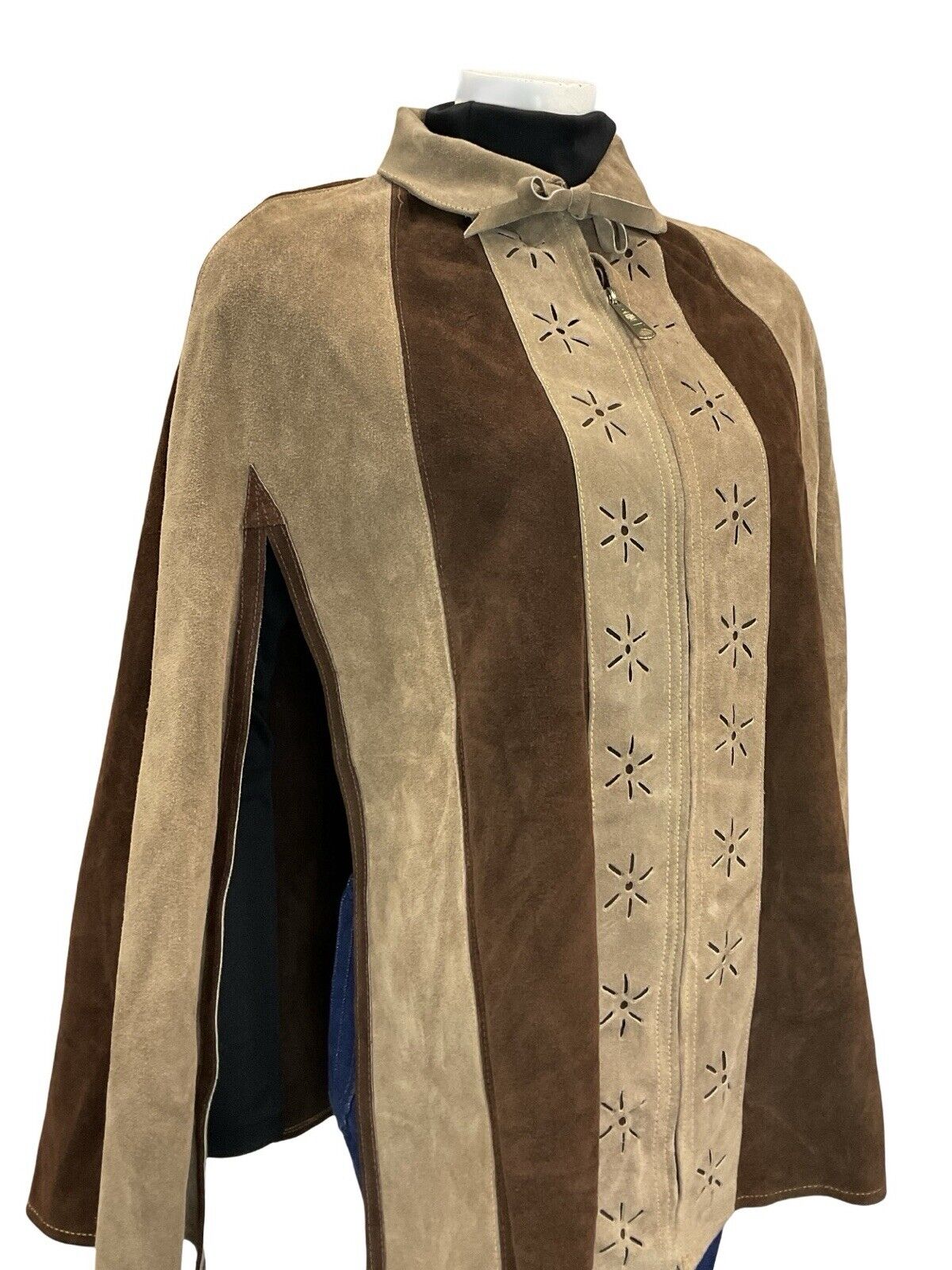 VTG 60S 70S BOHO GEOMETRIC FLOWER CUT OUT TWO TONE BROWN SUEDE CAPE 8 10 12