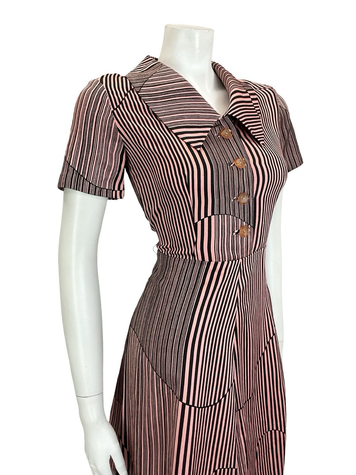 VTG 60S 70S PINK BLACK GEOMETRIC STRIPED DAGGER COLLAR A LINE SHIRT DRESS 10