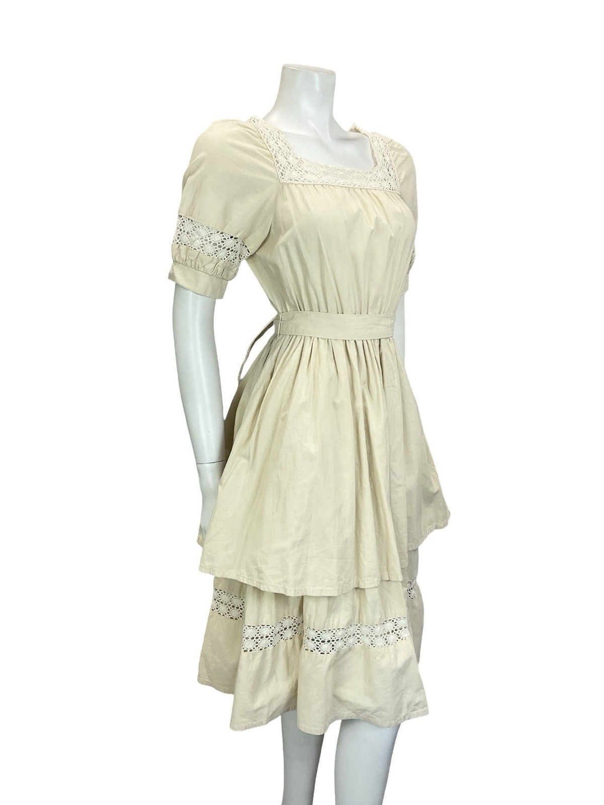 VTG 60S 70S CREAM LINEN CROCHET LACE PUFF SLEEVE PEPLUM FOLK PRAIRIE DRESS 10