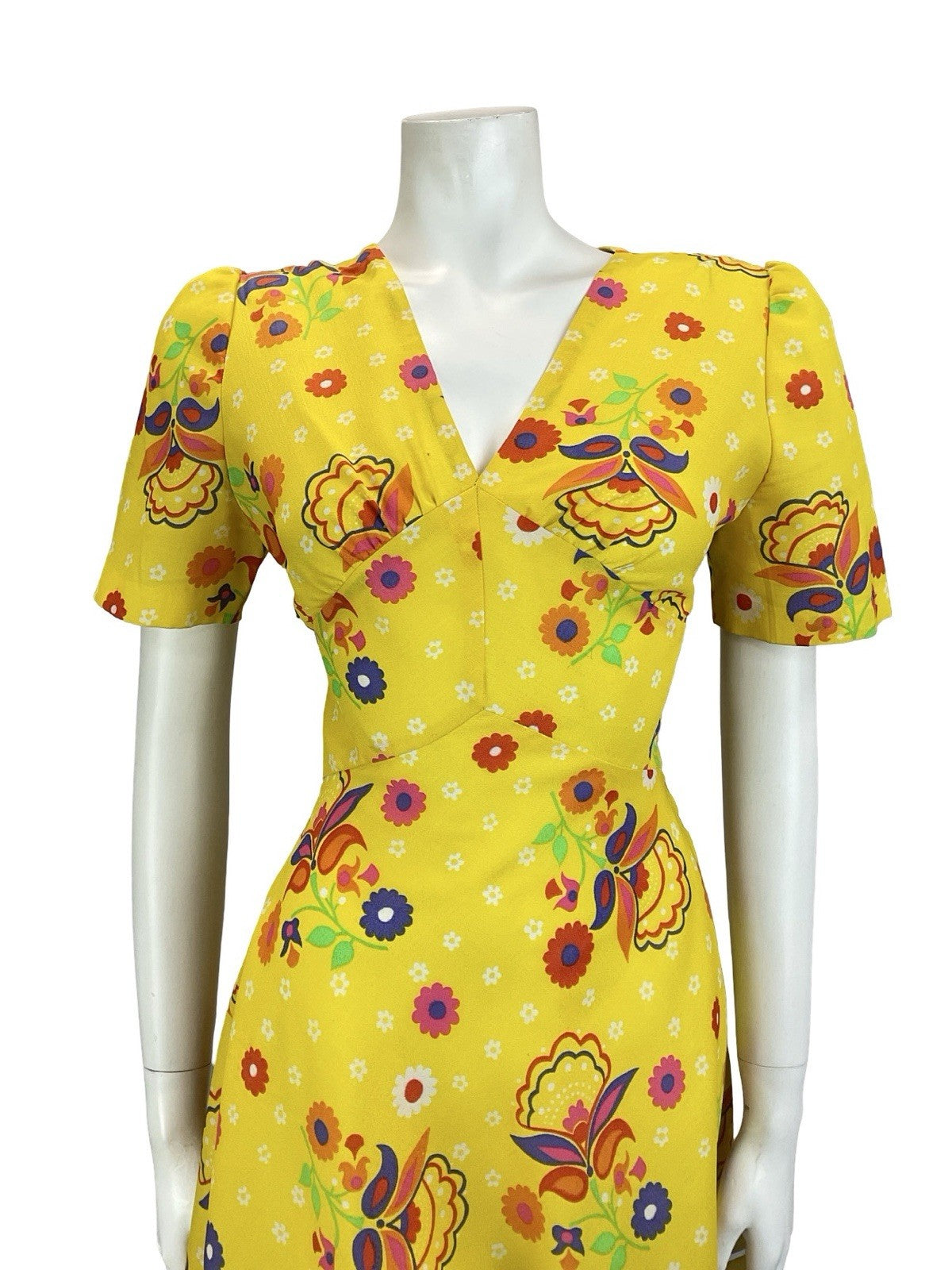 VTG 60S 70S YELLOW RED ORANGE BLUE GREEN PSYCHEDELIC FLORAL SWING DRESS 10