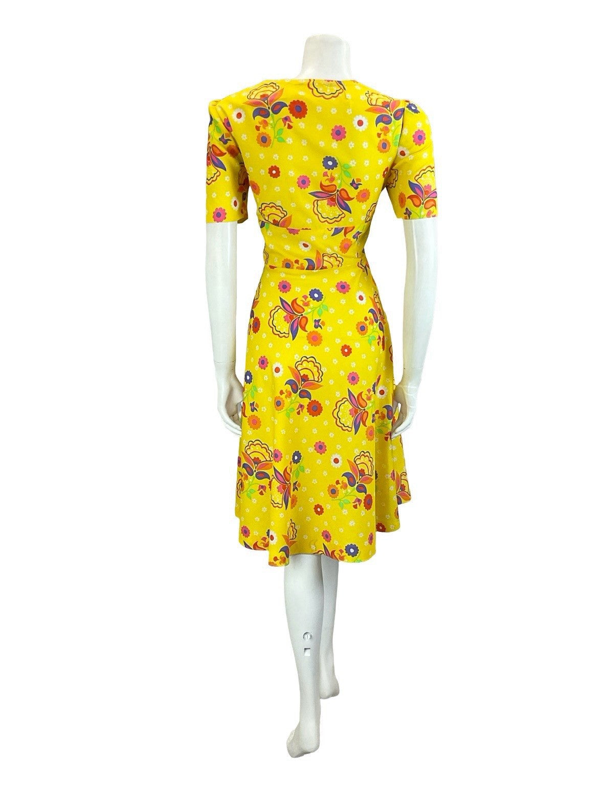 VTG 60S 70S YELLOW RED ORANGE BLUE GREEN PSYCHEDELIC FLORAL SWING DRESS 10