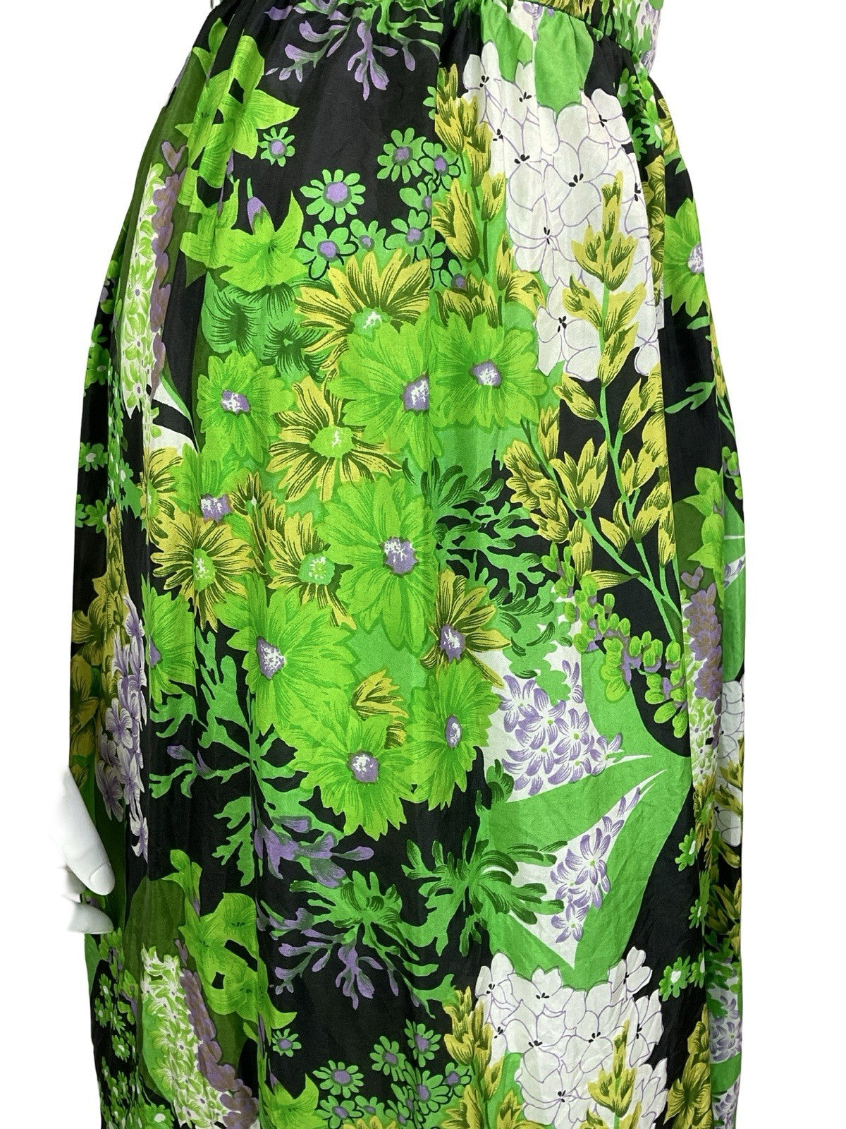 VTG 60S 70S GREEN BLACK WHITE PURPLE FLORAL RUFFLE V NECK FLOATY DRESS 16