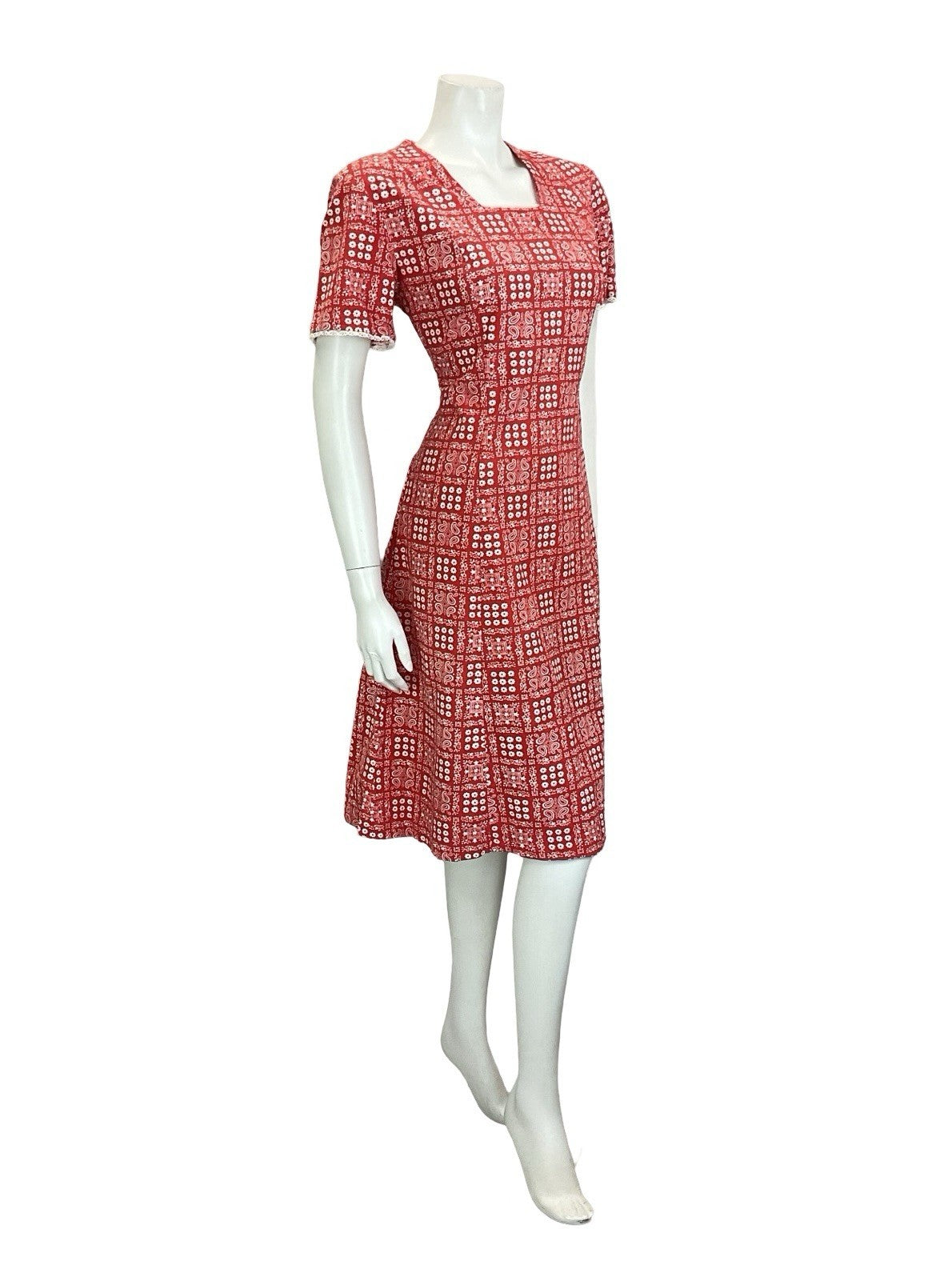 VTG 60S 70S RED WHITE TILED PAISLEY FLORAL COTTAGE PRAIRIE LACE DRESS 14 16