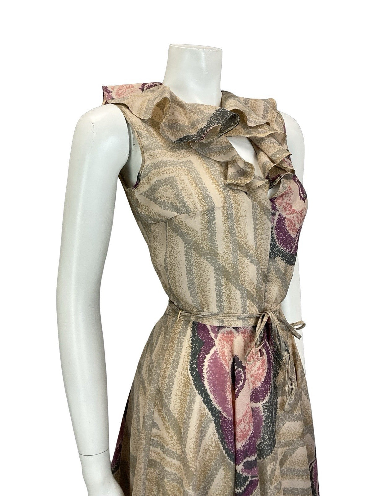 VTG 70S PINK GREY PURPLE GEOMETRIC ROSE RUFFLE V NECK TIE WAIST SWING DRESS 6 XS