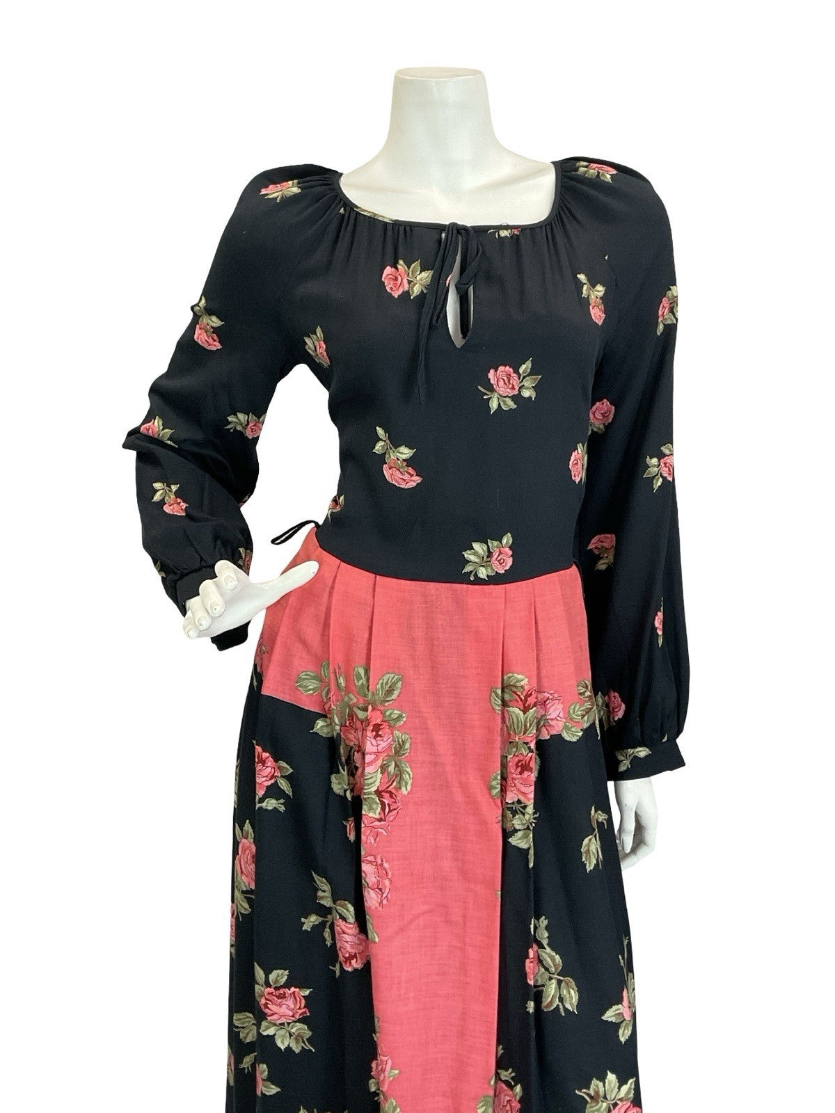 VTG 60S 70S BLACK PINK BETTY BARCLAY ROSE PLEATED KEYHOLE BOHO MAXI DRESS 8