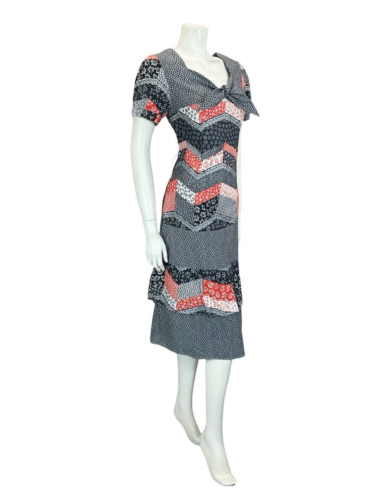 VTG 60S 70S BLACK RED WHITE CHEVRON PATCHWORK PUFF SLEEVE FLORAL DRESS 8 10 S