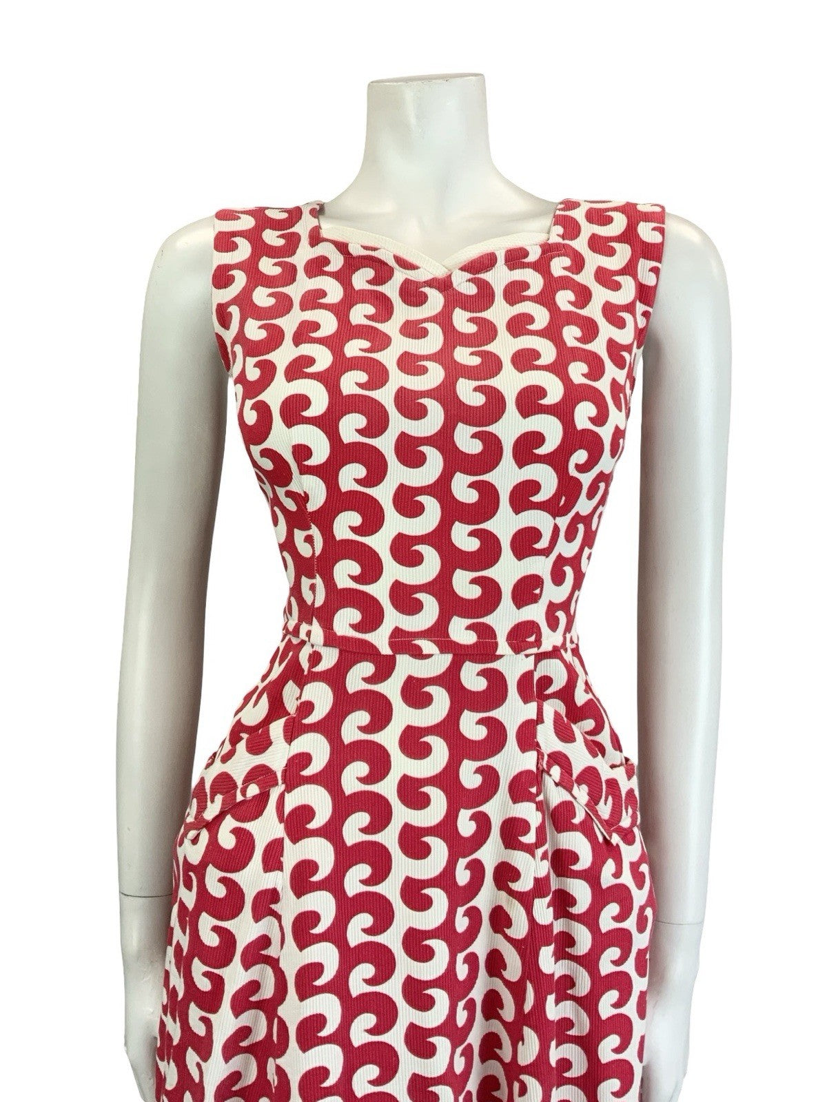 VTG 60S 70S RED WHITE GEOMETRIC WAVE SWEETHEART STRAPPY SUN MIDI DRESS S 8 10