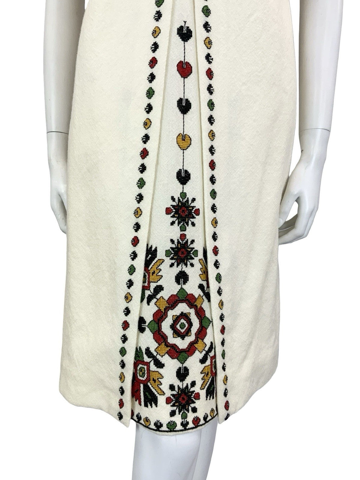 VTG 70S CREAM BLACK RED GREEN NARODNA RADINOST FOLK EMBROIDERED SHIFT DRESS 10