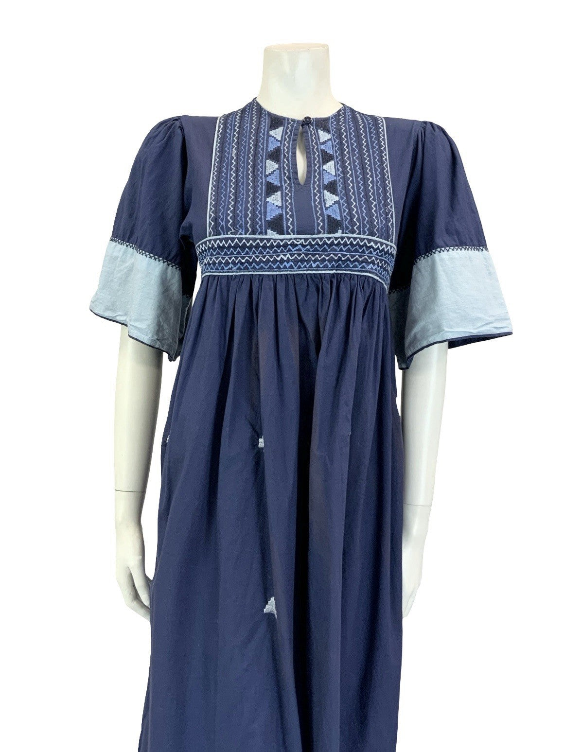 VTG 60S 70S NAVY BLUE EMBROIDERED BOHO HIPPY EMPIRE SMOCK GEOMETRIC DRESS 8
