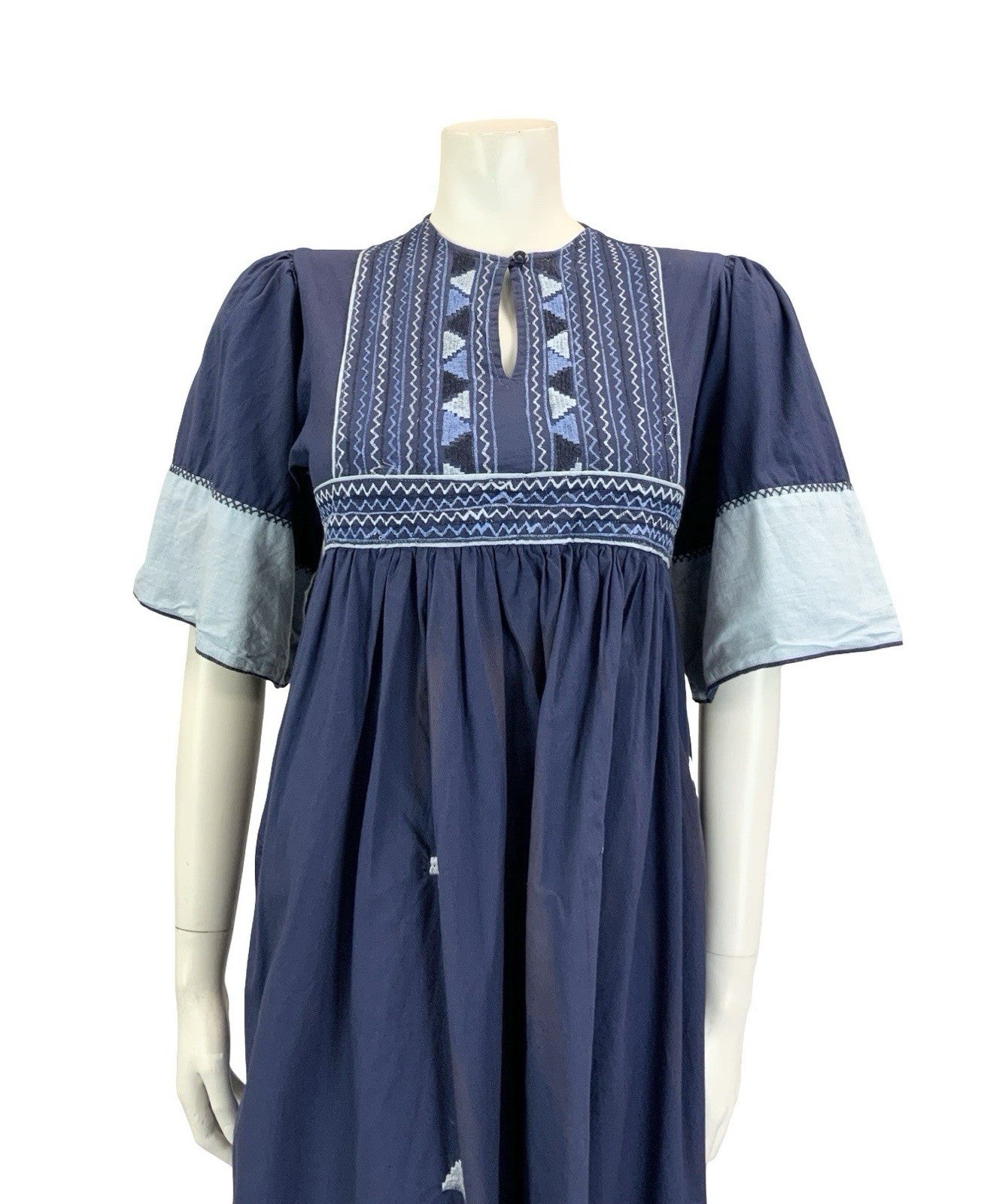 VTG 60S 70S NAVY BLUE EMBROIDERED BOHO HIPPY EMPIRE SMOCK GEOMETRIC DRESS 8