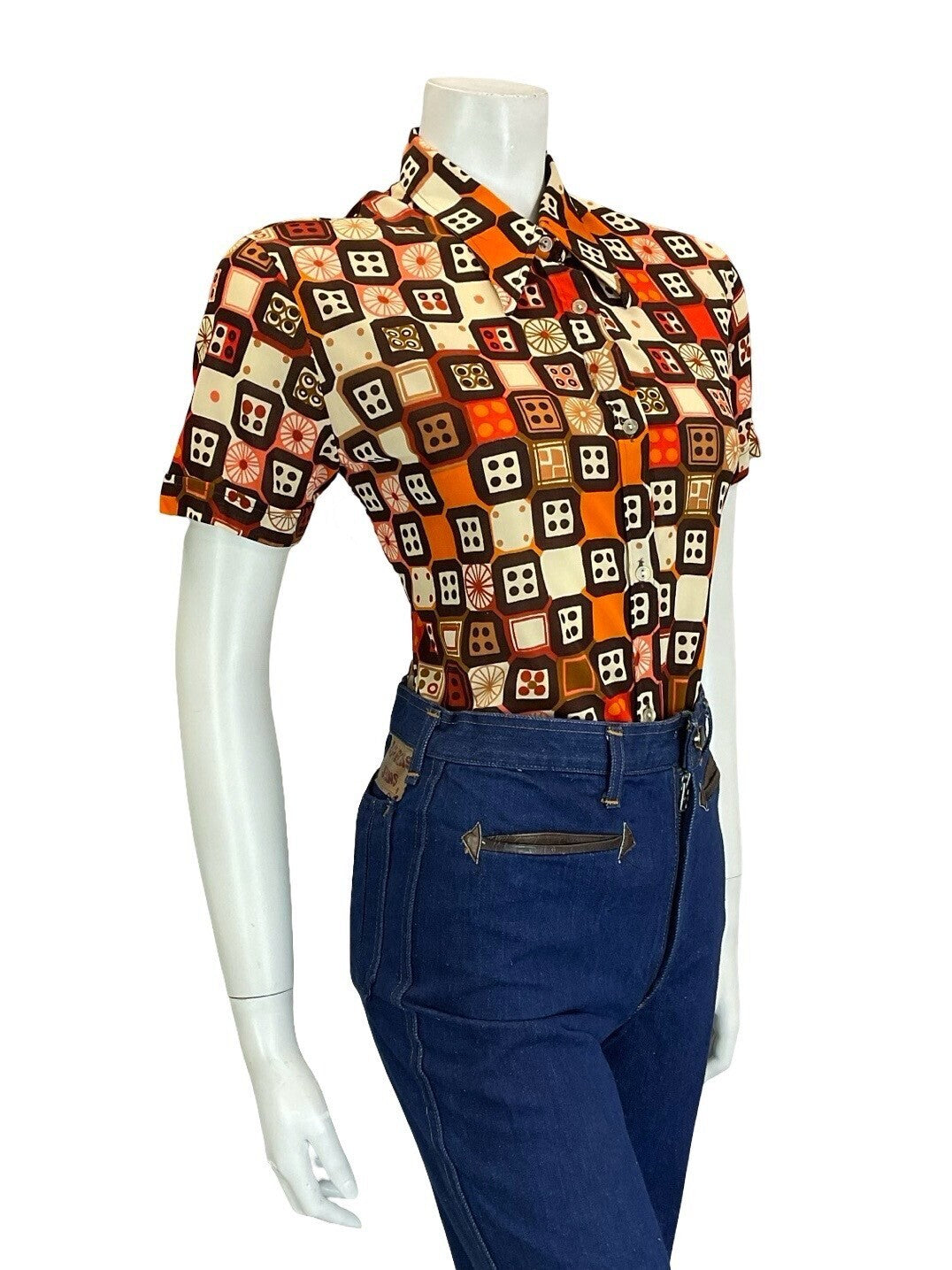 VTG 70S RETRO BROWN CREAM ORANGE RED GEOMETRIC DICE DAGGER COLLAR SHIRT 10