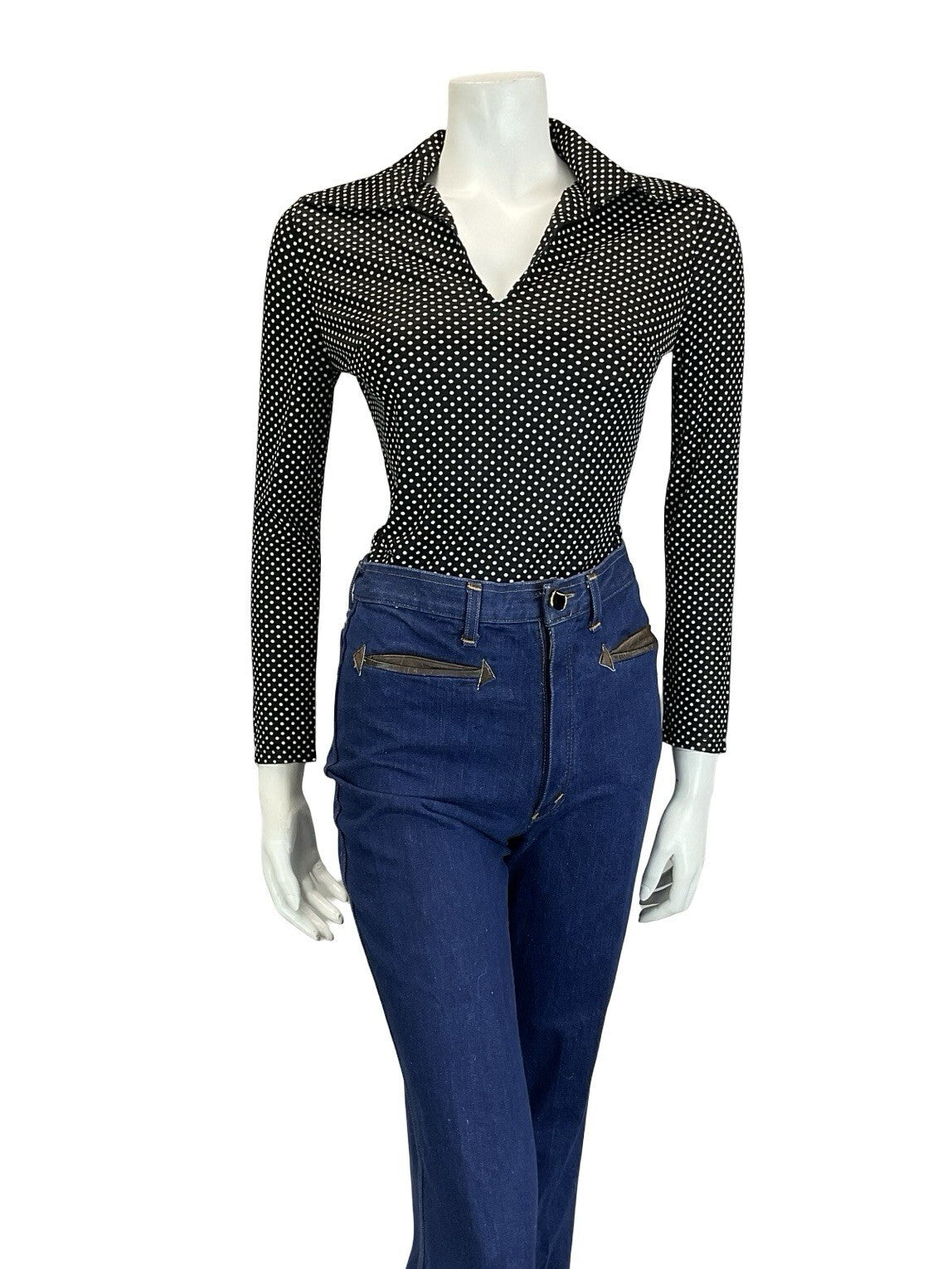 VTG 60S 70S BLACK WHITE GEOMETRIC POLKA DOT OPEN WING COLLAR STRETCHY BLOUSE 6