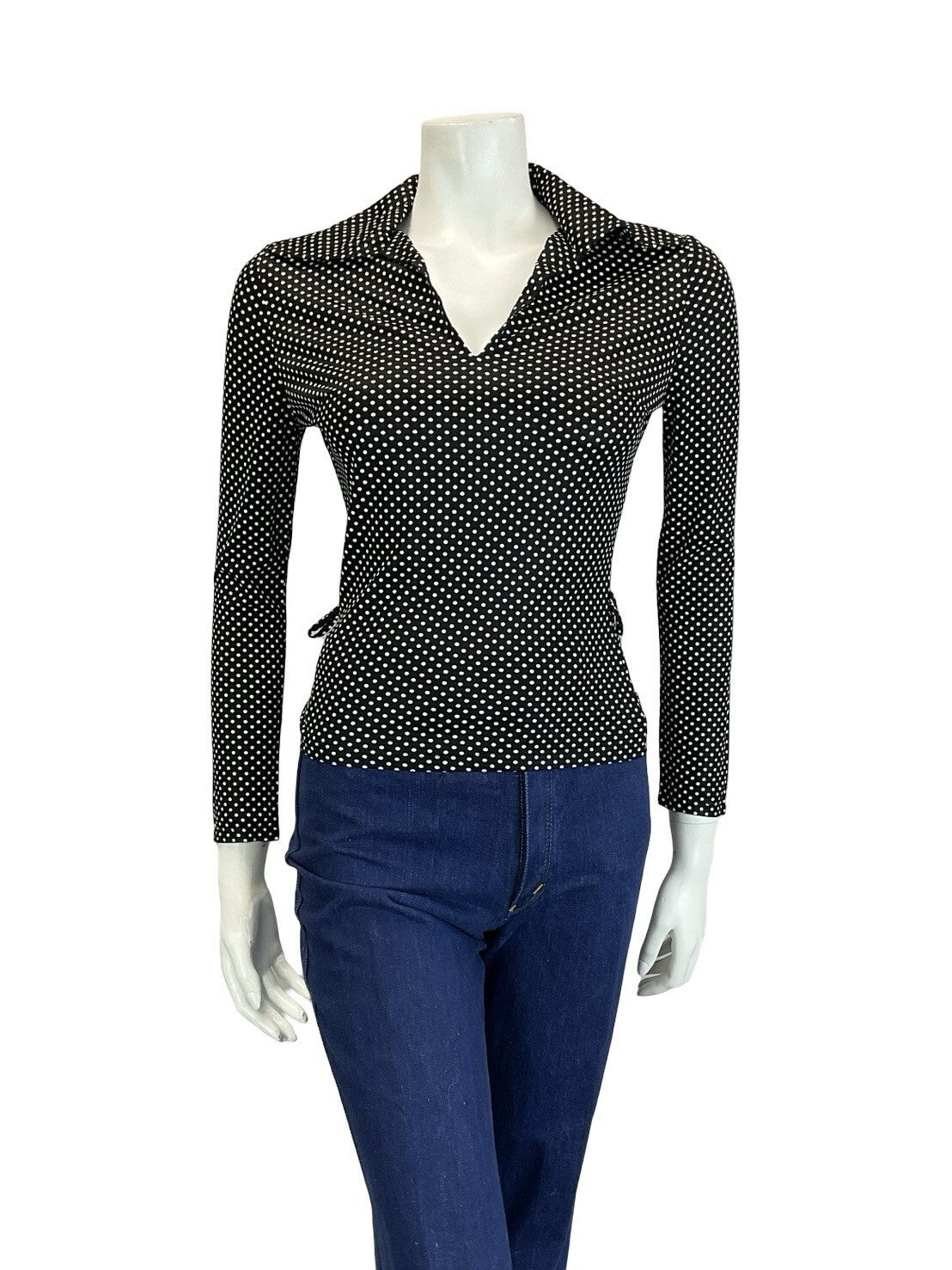 VTG 60S 70S BLACK WHITE GEOMETRIC POLKA DOT OPEN WING COLLAR STRETCHY BLOUSE 6