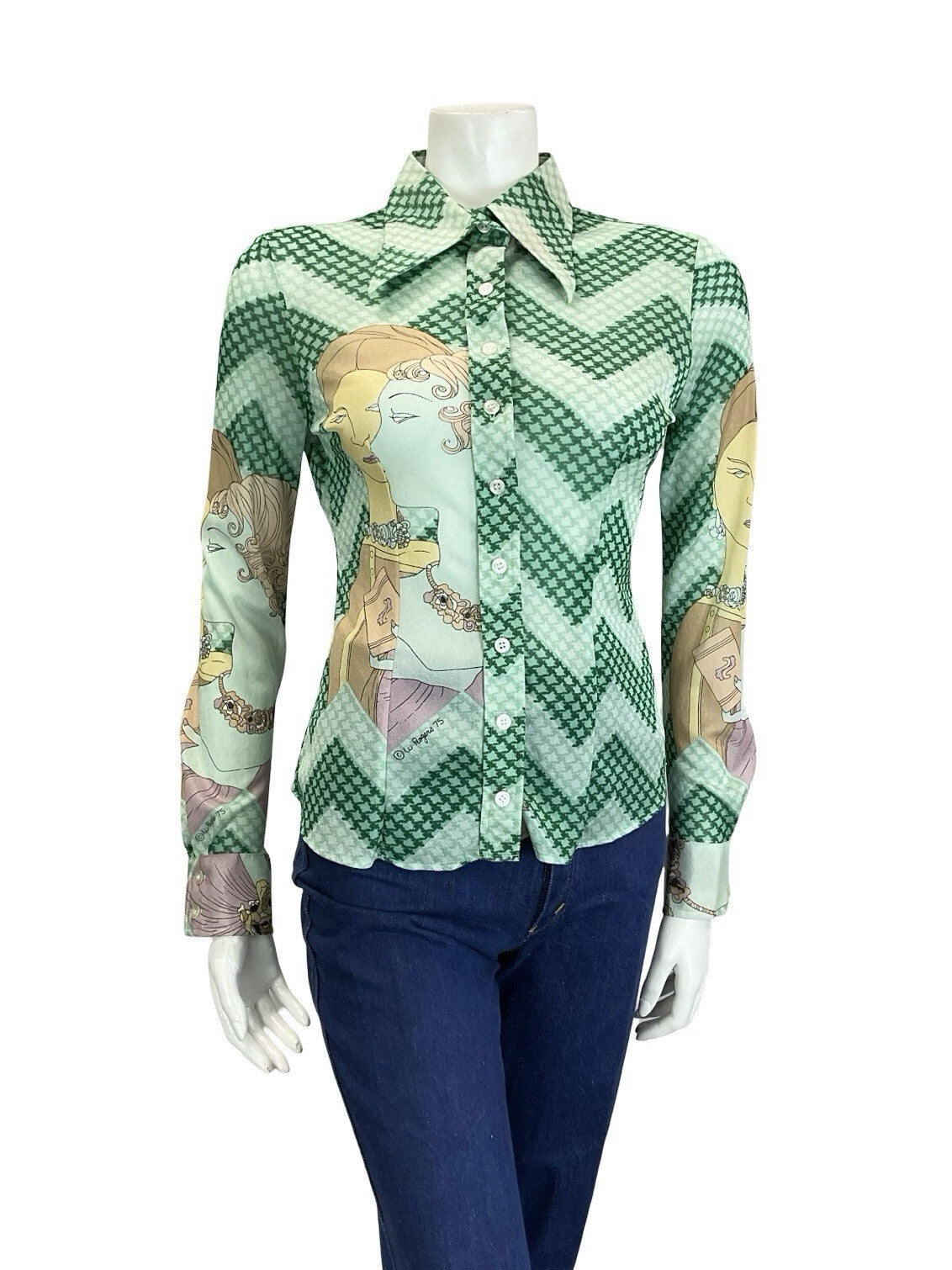 VTG 60S 70S GREEN CREAM BLUE ART DECO ZIG ZAG WOMAN ILLUSTRATION DAGGER SHIRT 8