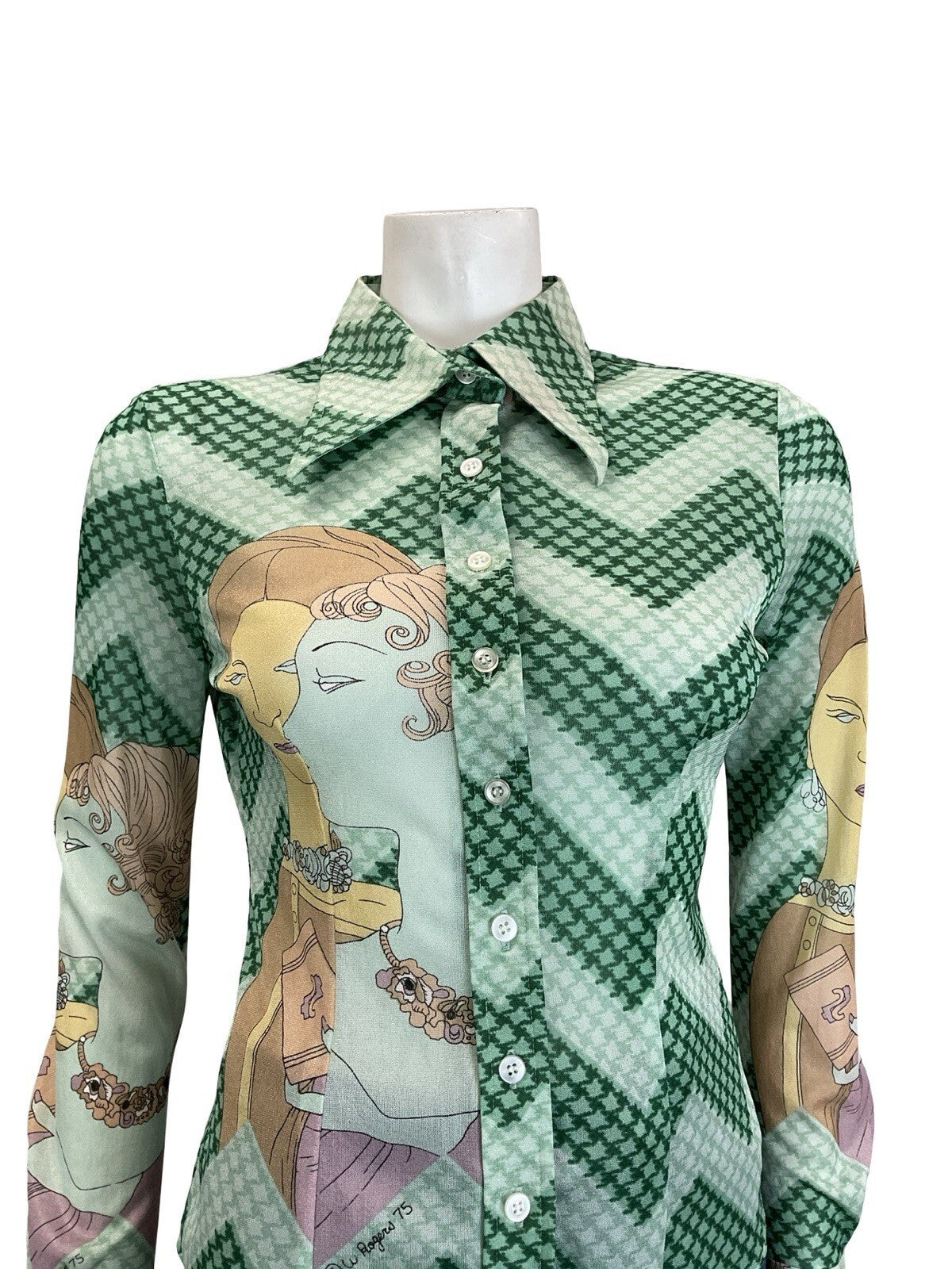 VTG 60S 70S GREEN CREAM BLUE ART DECO ZIG ZAG WOMAN ILLUSTRATION DAGGER SHIRT 8