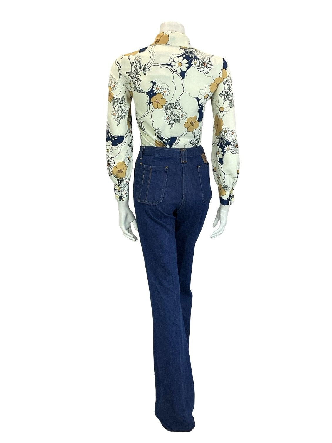 VTG 60S 70S WHITE BEIGE NAVY BLUE BLACK FLORAL SWIRL DAGGER COLLAR SHIRT 10