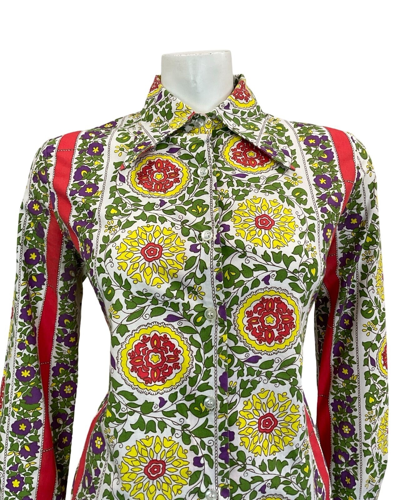 VTG 60S 70S FLORAL GEOMETRIC FOLK LEAFY MANDALA WHITE RED GREEN YELLOW SHIRT 14