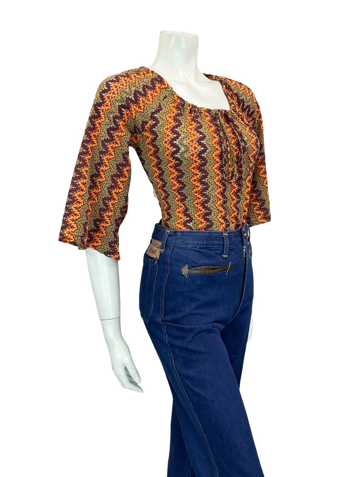VTG 70S BROWN YELLOW RED OEANGE PURPLE ZIGZAG PSYCHEDELIC BELL SLEEVE TOP 10
