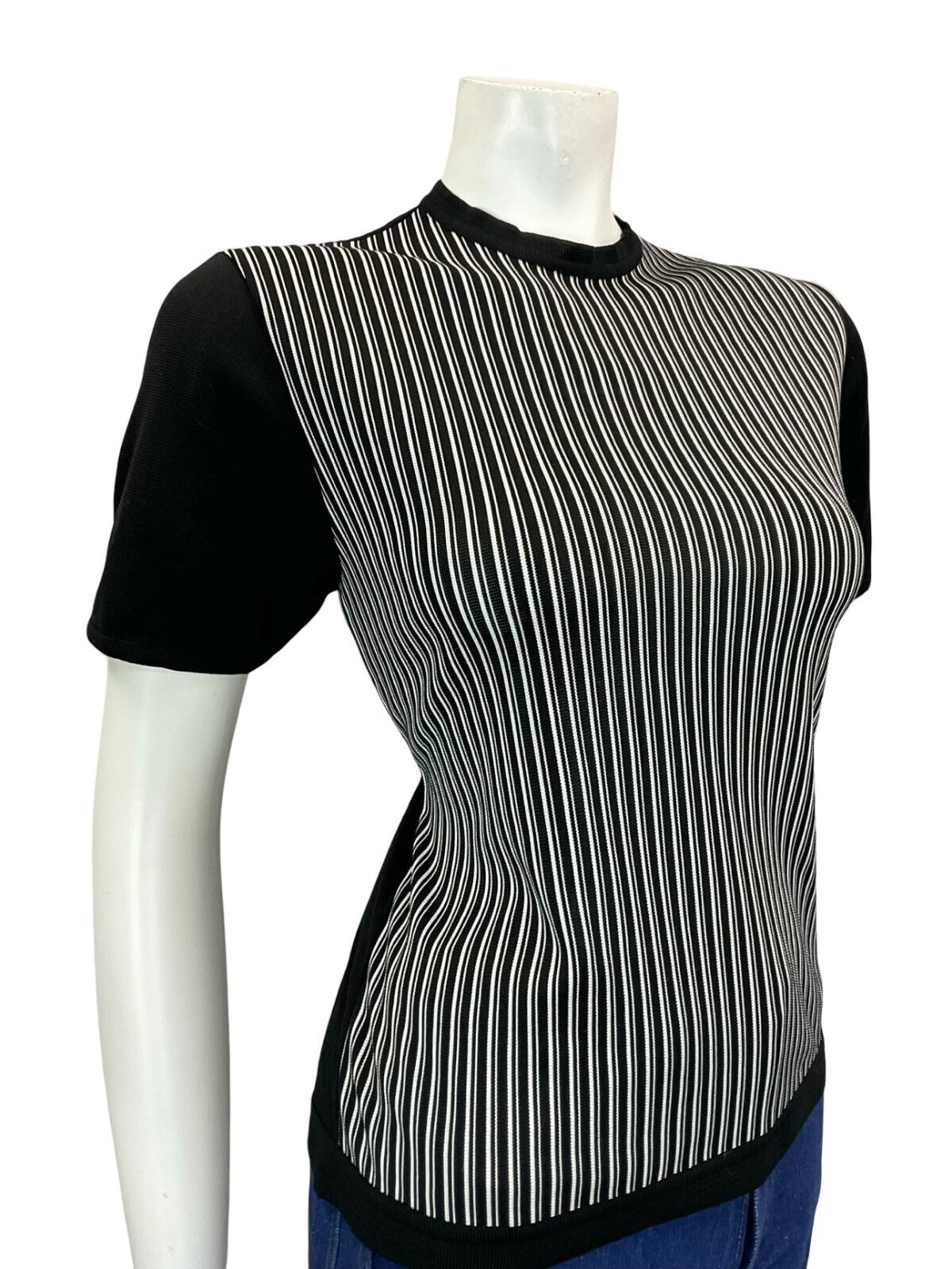 VTG 70S BLACK WHITE GEOMETRIC VERTICAL STRIPED SPORTY SHORT SLEEVE TOP S 8 10