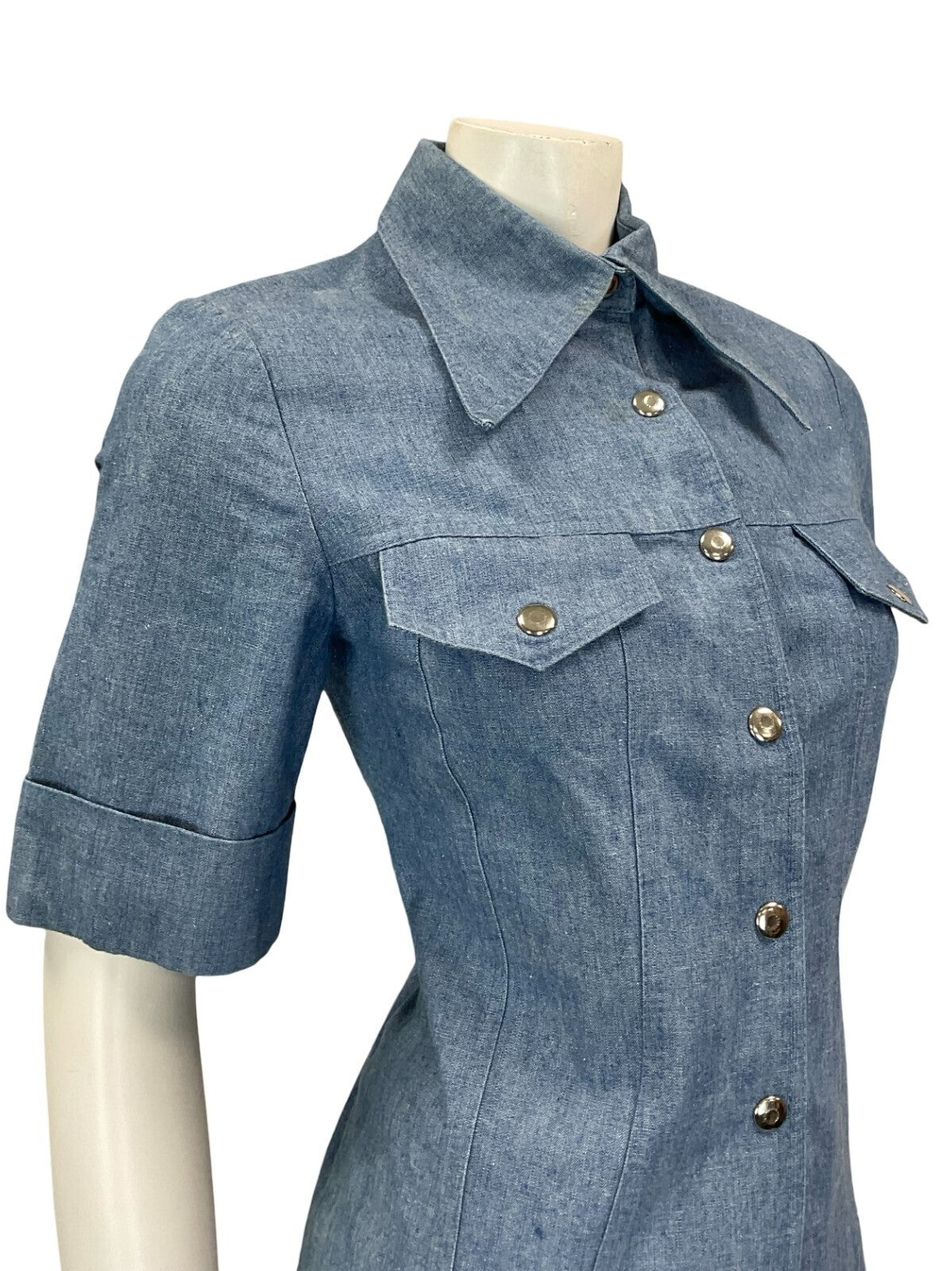 VTG 60S 70S LIGHT BLUE DAGGER COLLAR SHORT SLEEVE POPPER BUTTON DENIM SHIRT 6 XS