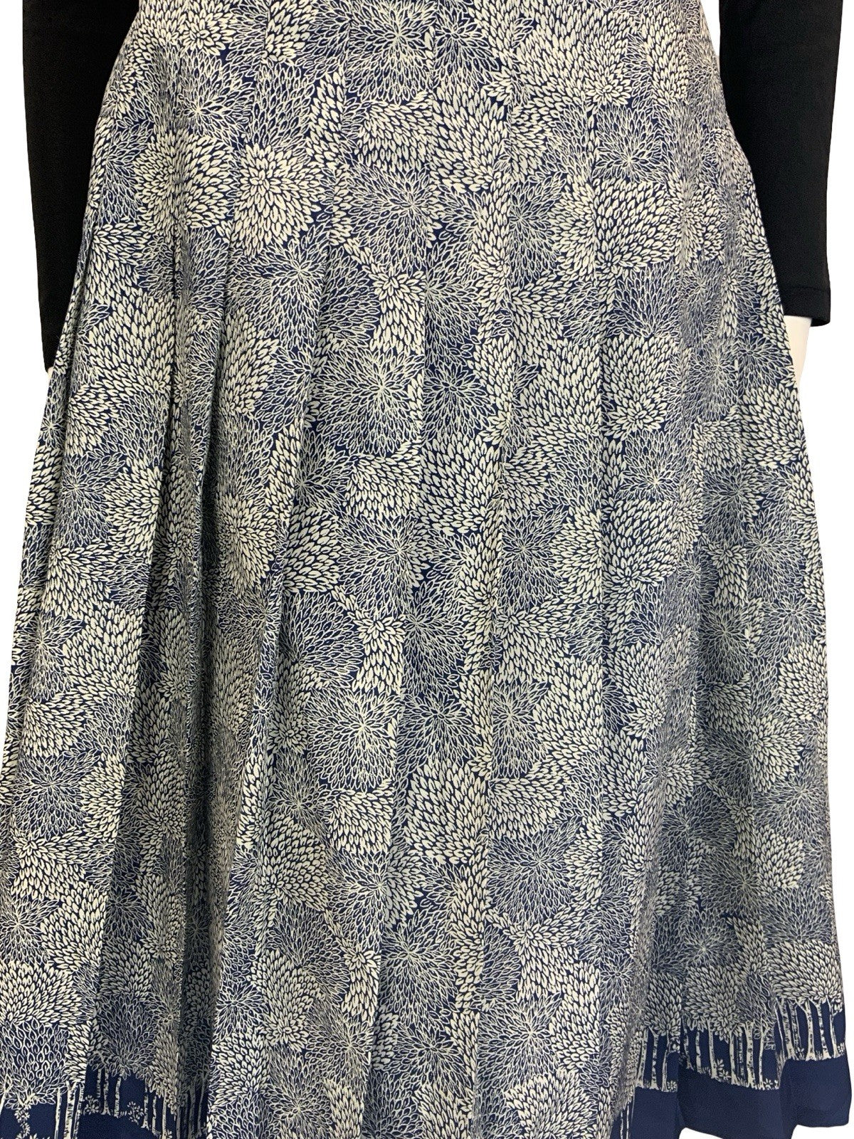 VTG 60S 70S NAVY BLUE GREY LEAFY TREE PLEATED A LINE SECRETARY MIDI SKIRT 10