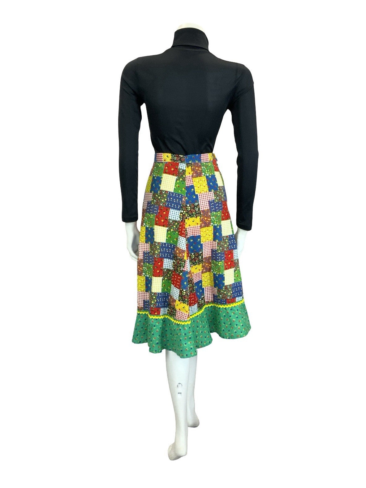 VTG 60S 70S RIC RAC PATCHWORK COTTAGE GREEN BLUE RED YELLOW RUFFLE SKIRT 8