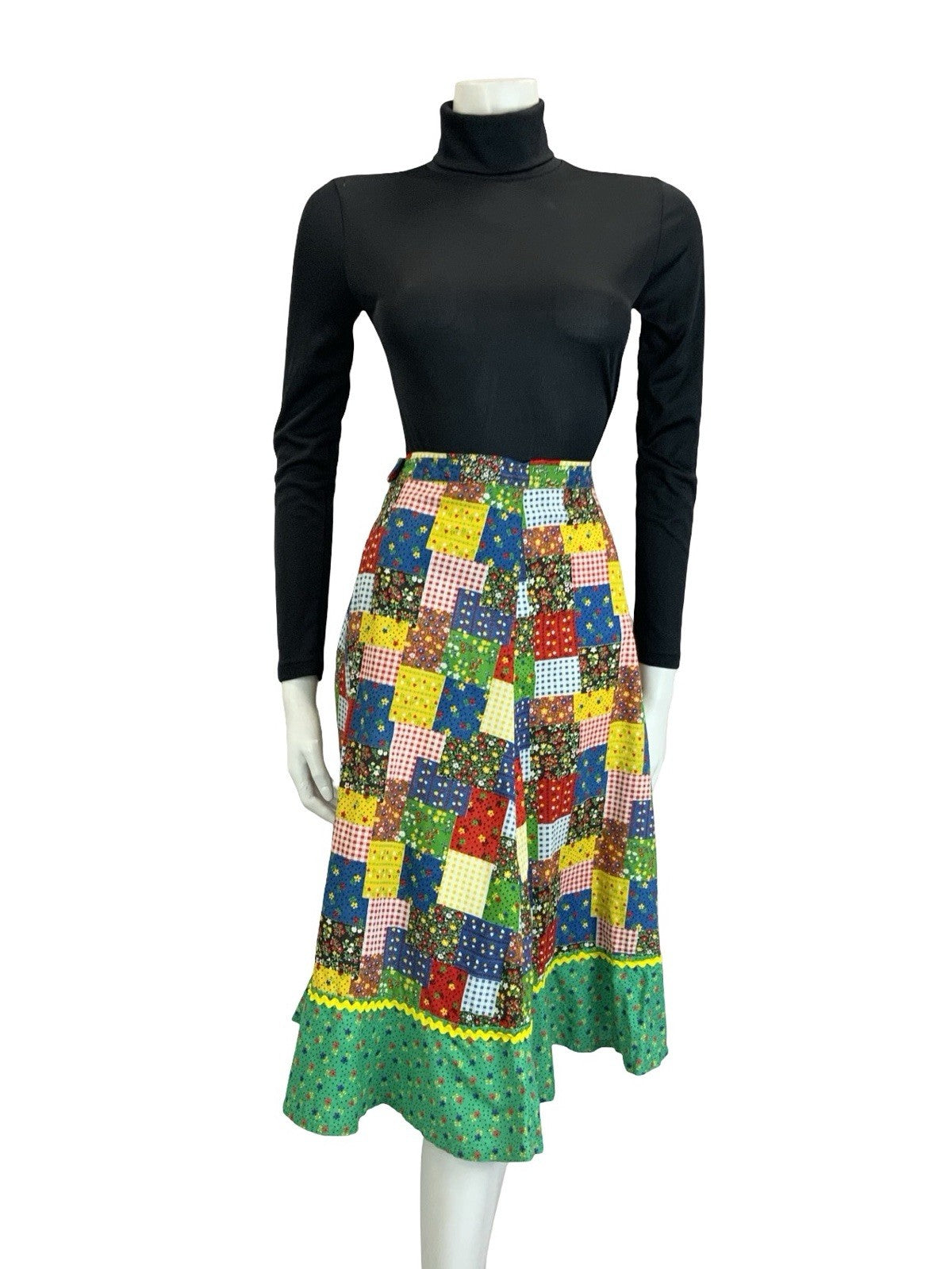 VTG 60S 70S RIC RAC PATCHWORK COTTAGE GREEN BLUE RED YELLOW RUFFLE SKIRT 8