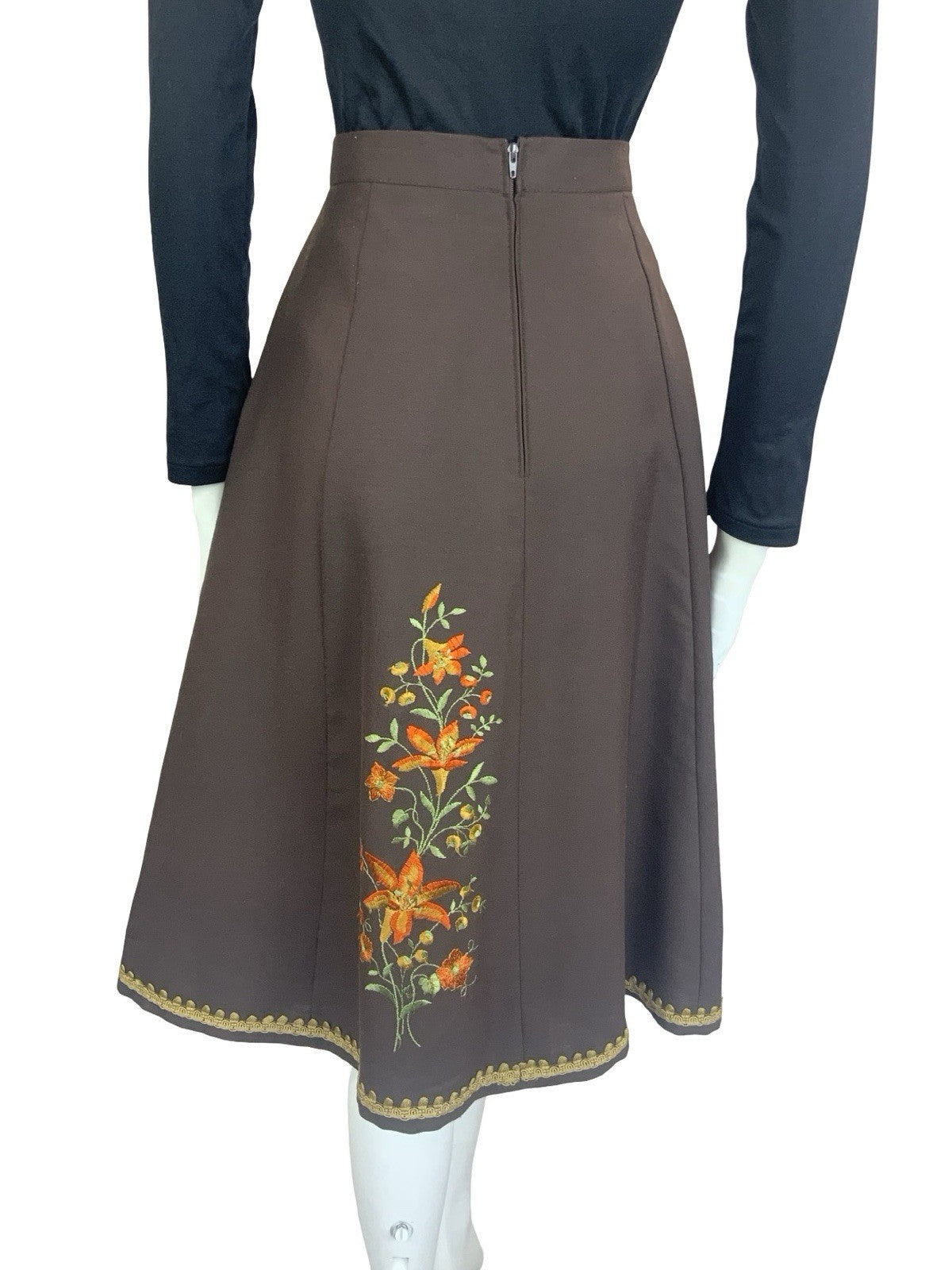 VTG 60S 70S BROWN ORANGE GOLD GREEN FOLK BOHO FLORAL EMBROIDERED CIRCLE SKIRT 8
