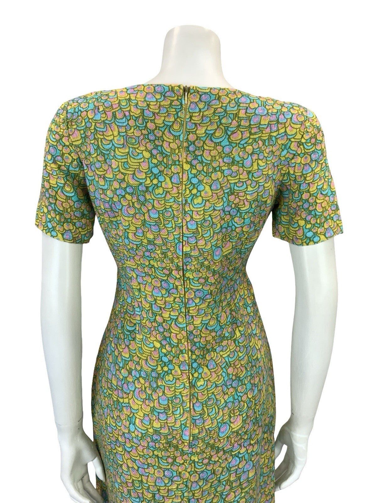 VTG 60S BLUE PINK YELLOW PSYCHEDELIC SCALES DOTTY SCOOP NECK MOD MINI DRESS 8