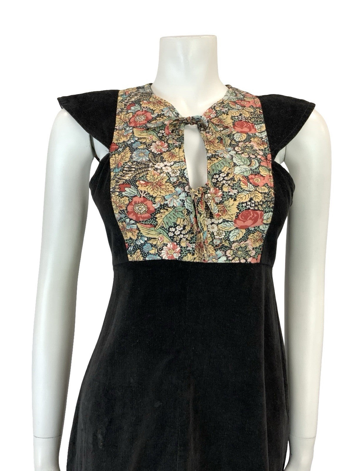 VTG 70S BLACK CORDUROY PINK BEIGE GREEN FLORAL BIB FOLK FLORAL EMPIRE DRESS XS 6