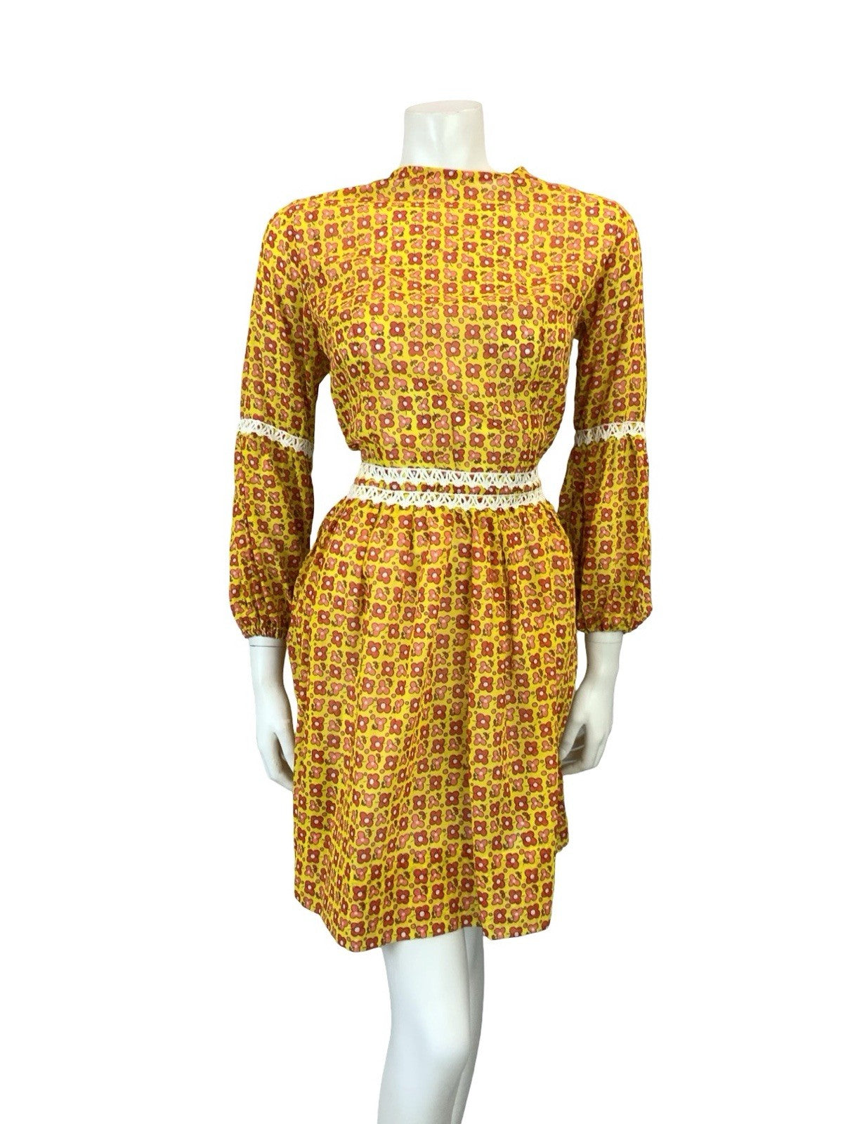 VTG 60S 70S YELLOW RED WHITE ROMANTIC MOD FLORAL JULIET SLEEVE MINI DRESS 8
