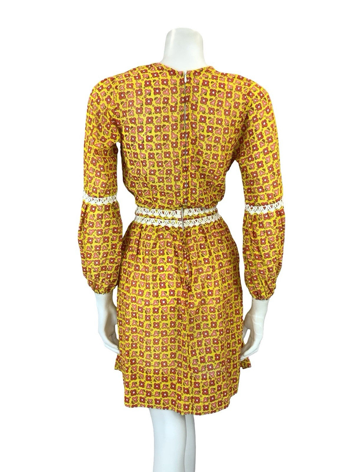 VTG 60S 70S YELLOW RED WHITE ROMANTIC MOD FLORAL JULIET SLEEVE MINI DRESS 8