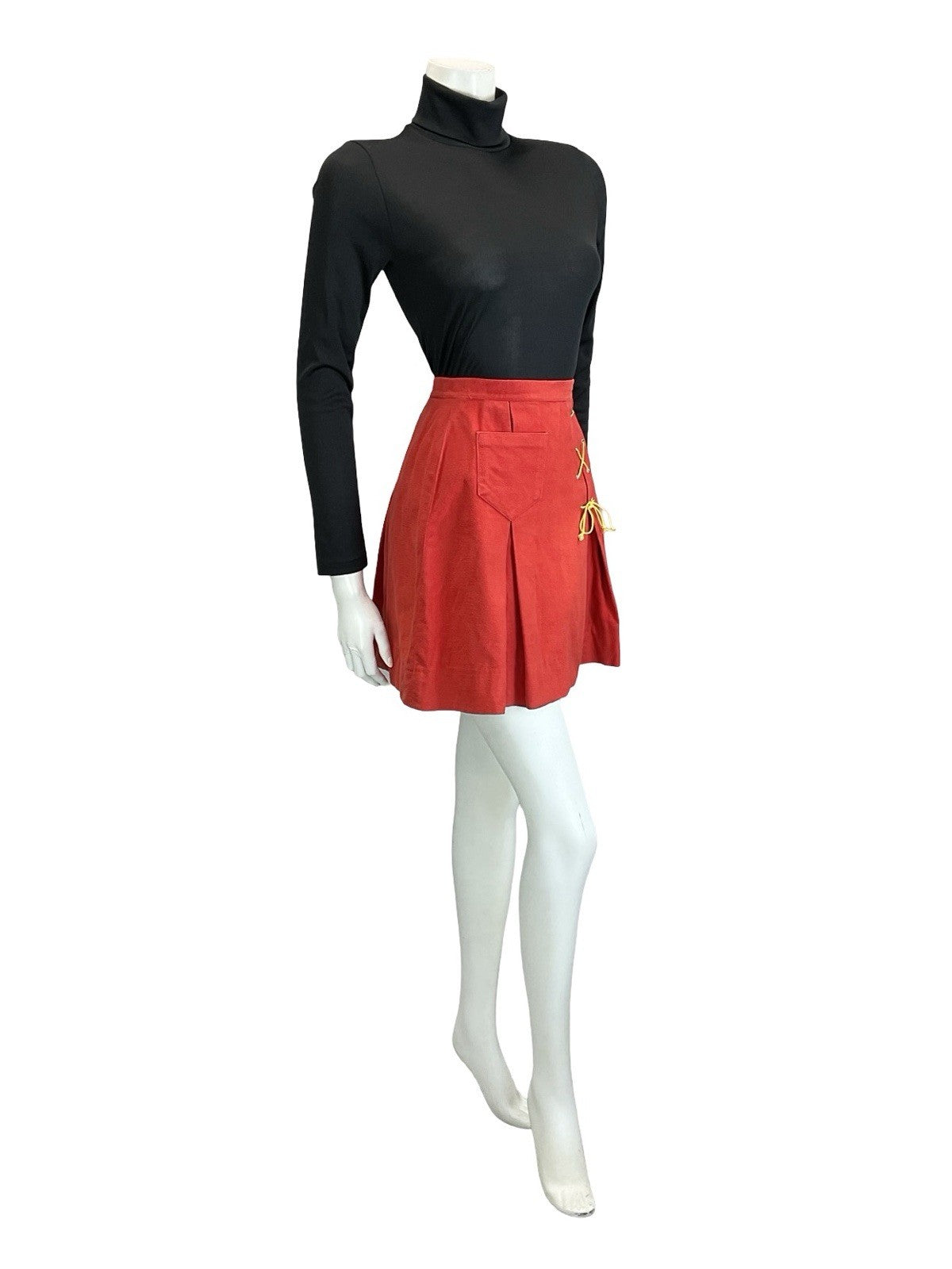 VTG 60S 70S RED WOOL FELT RIC RAC MEDIEVAL PLEATED YELLOW LACE UP MINI SKIRT 4