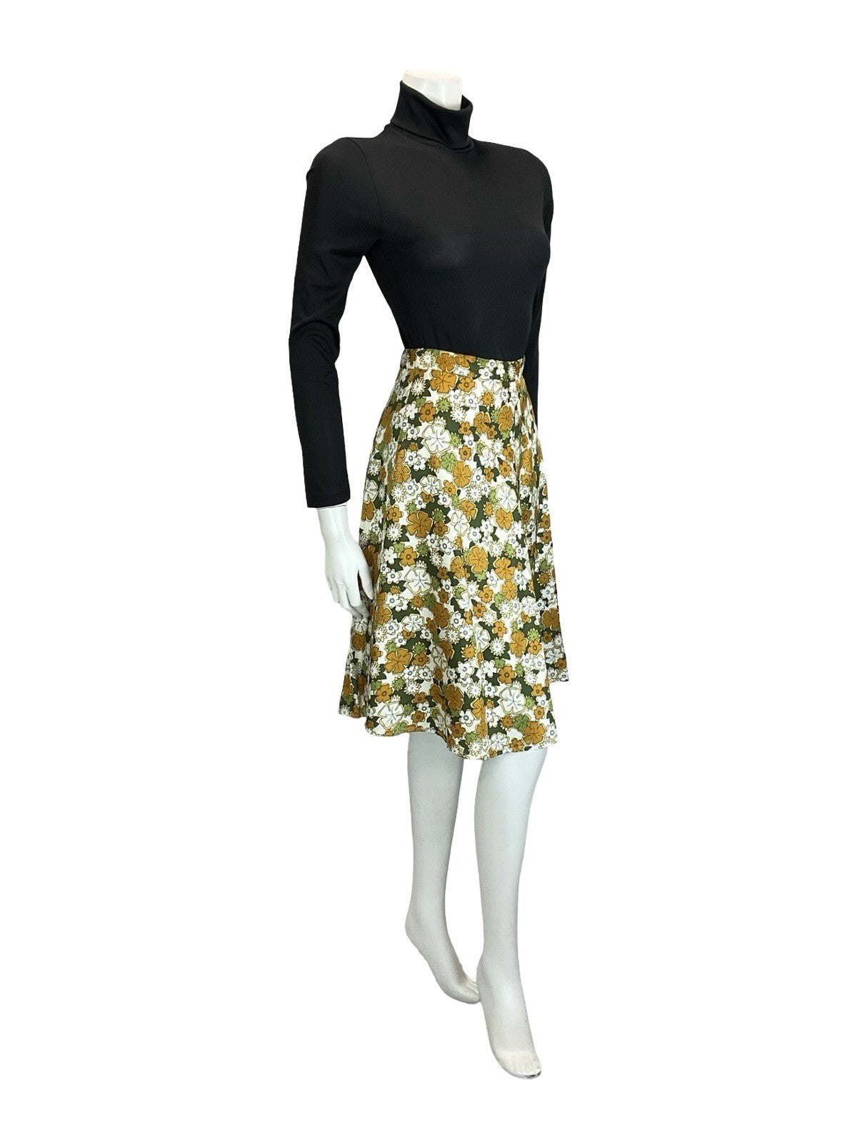 VTG 60S 70S WHITE BEIGE GREEN HAWAIIAN TROPICAL FLORAL CIRCLE MIDI SKIRT 4