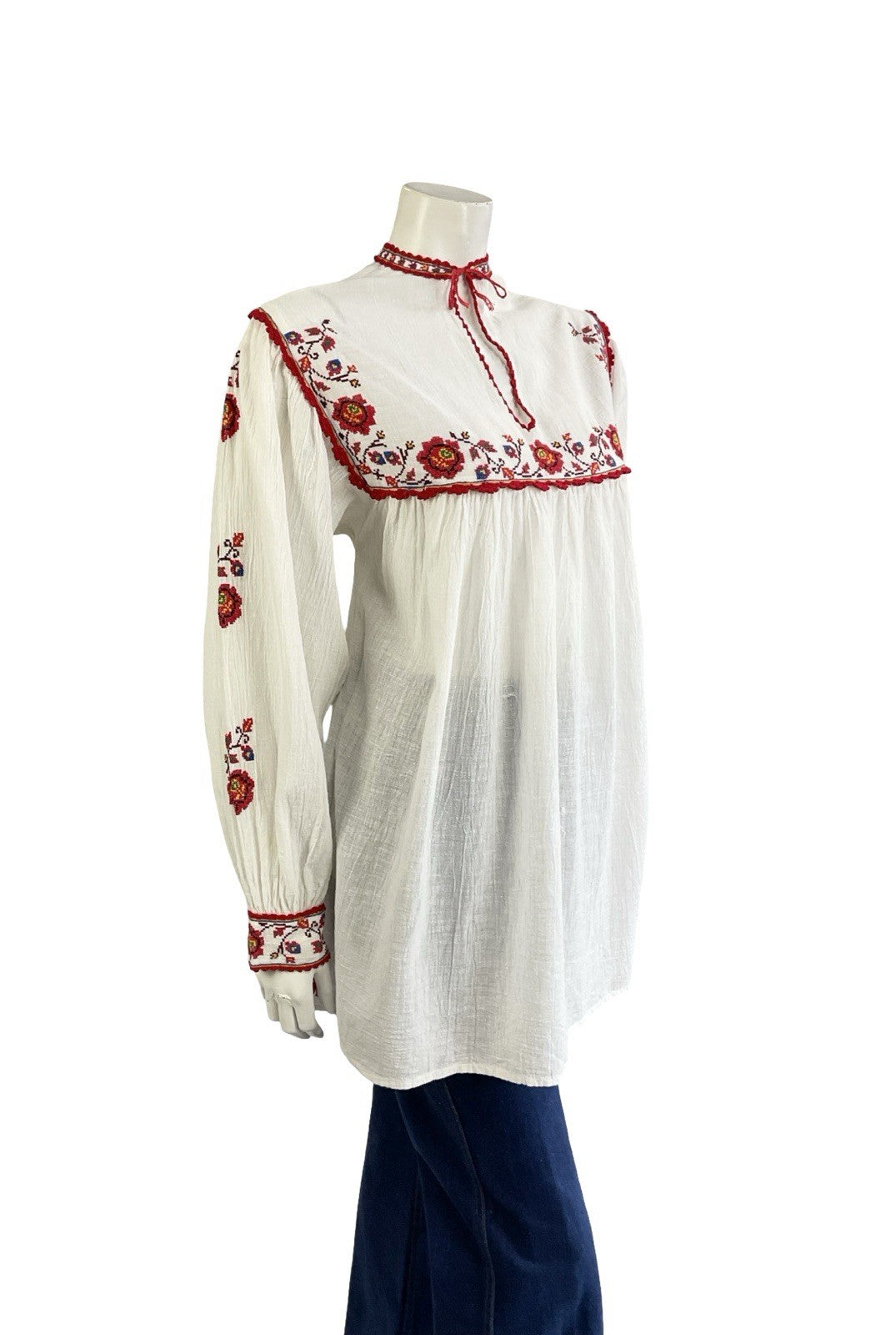 VTG 70S WHITE COTTON RED EMBROIDERED FLORAL CROSS STITCH FOLK SMOCK TOP 12 10
